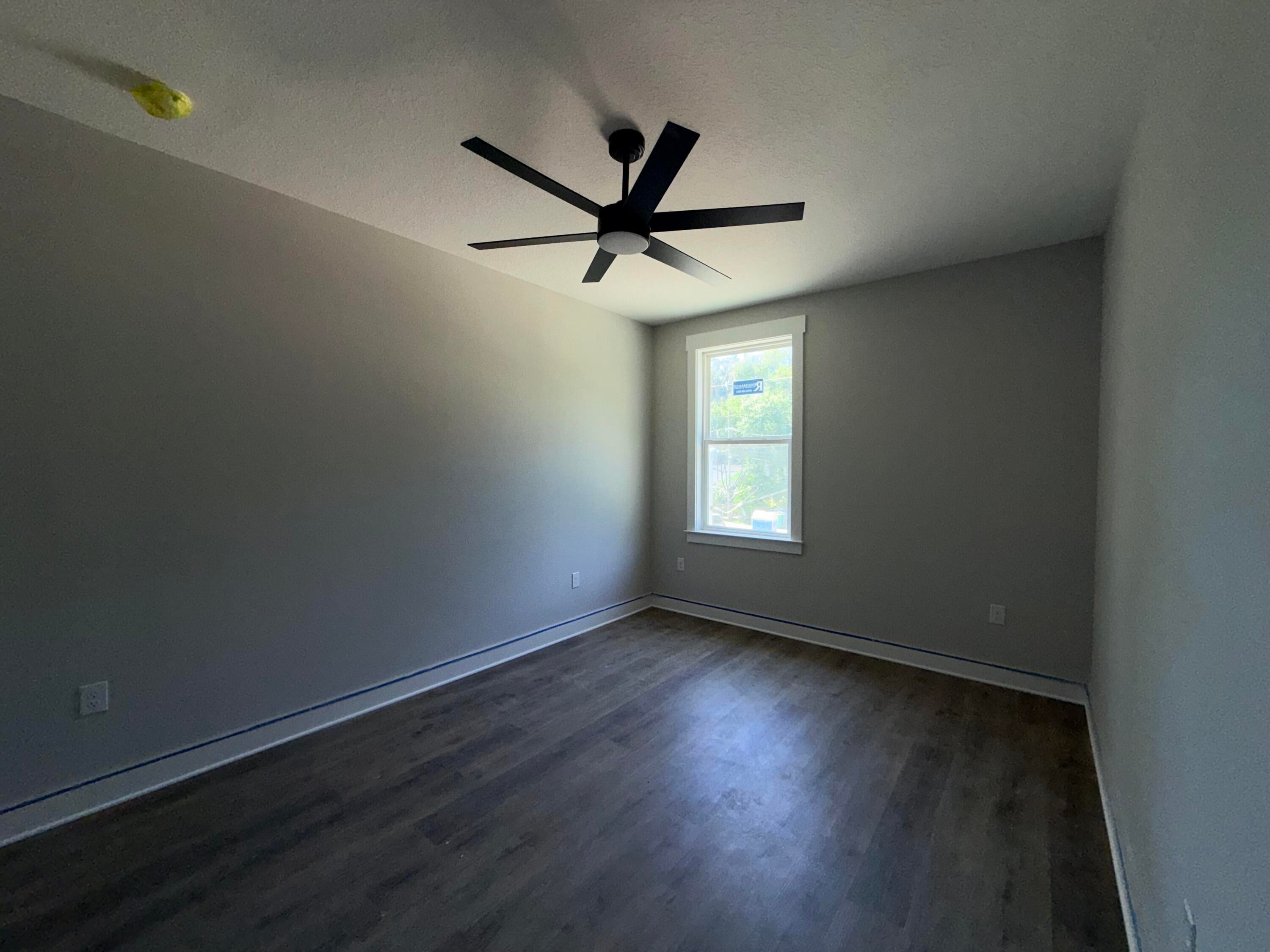 PINECREST - Residential