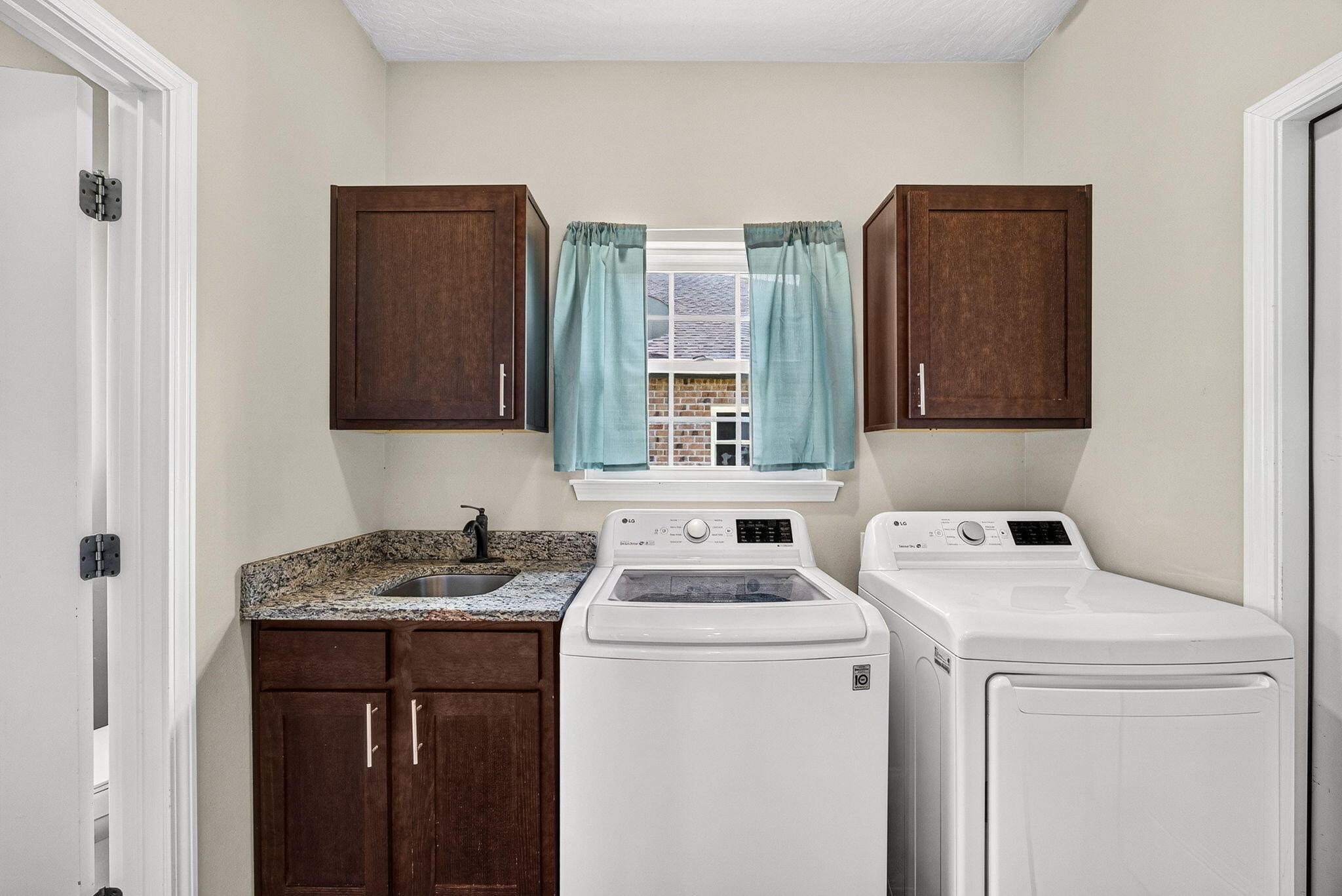 DUGGAN POND ESTATES - Residential