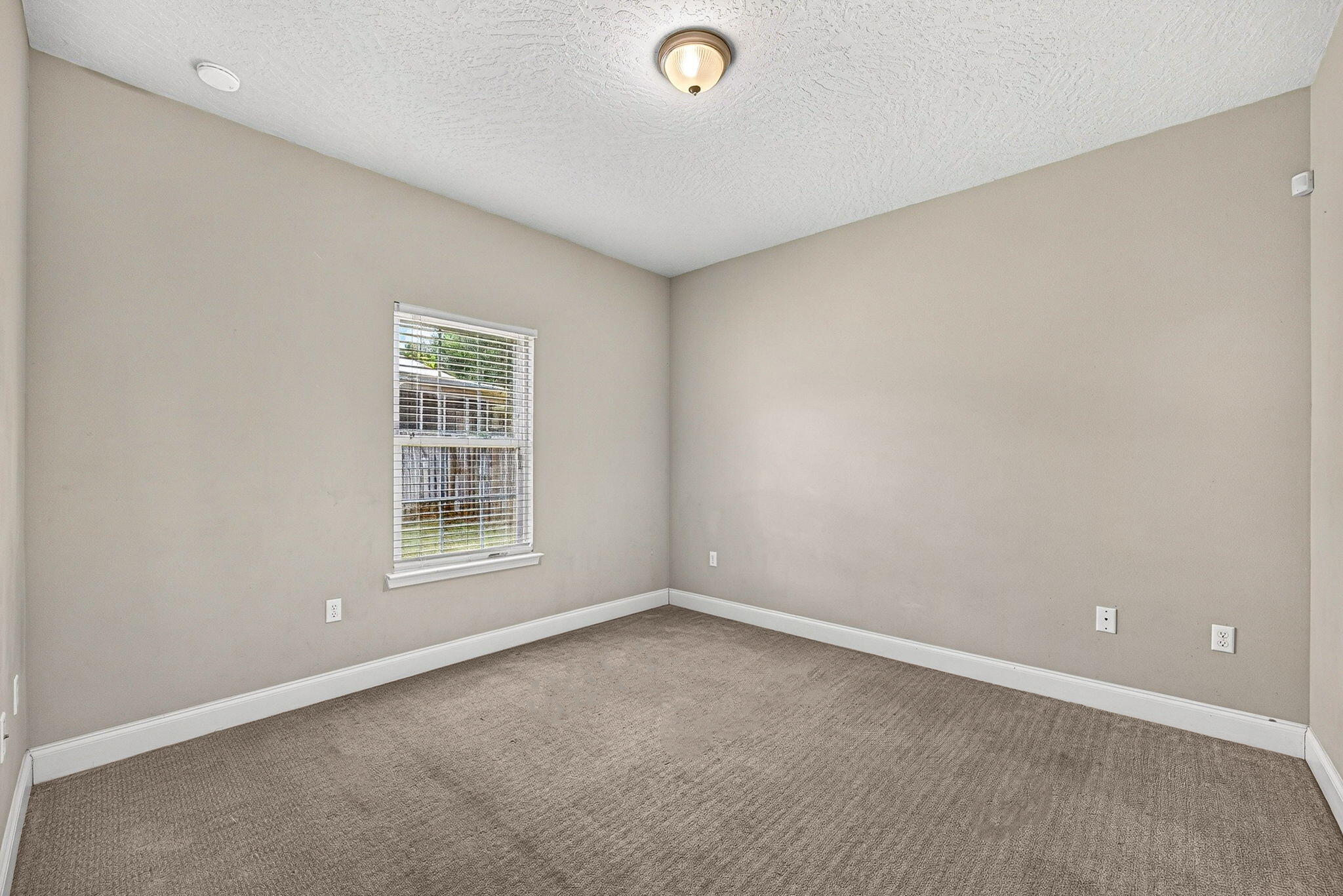 DUGGAN POND ESTATES - Residential