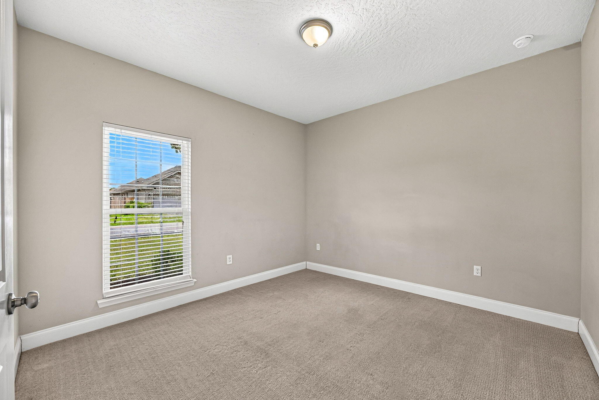 DUGGAN POND ESTATES - Residential