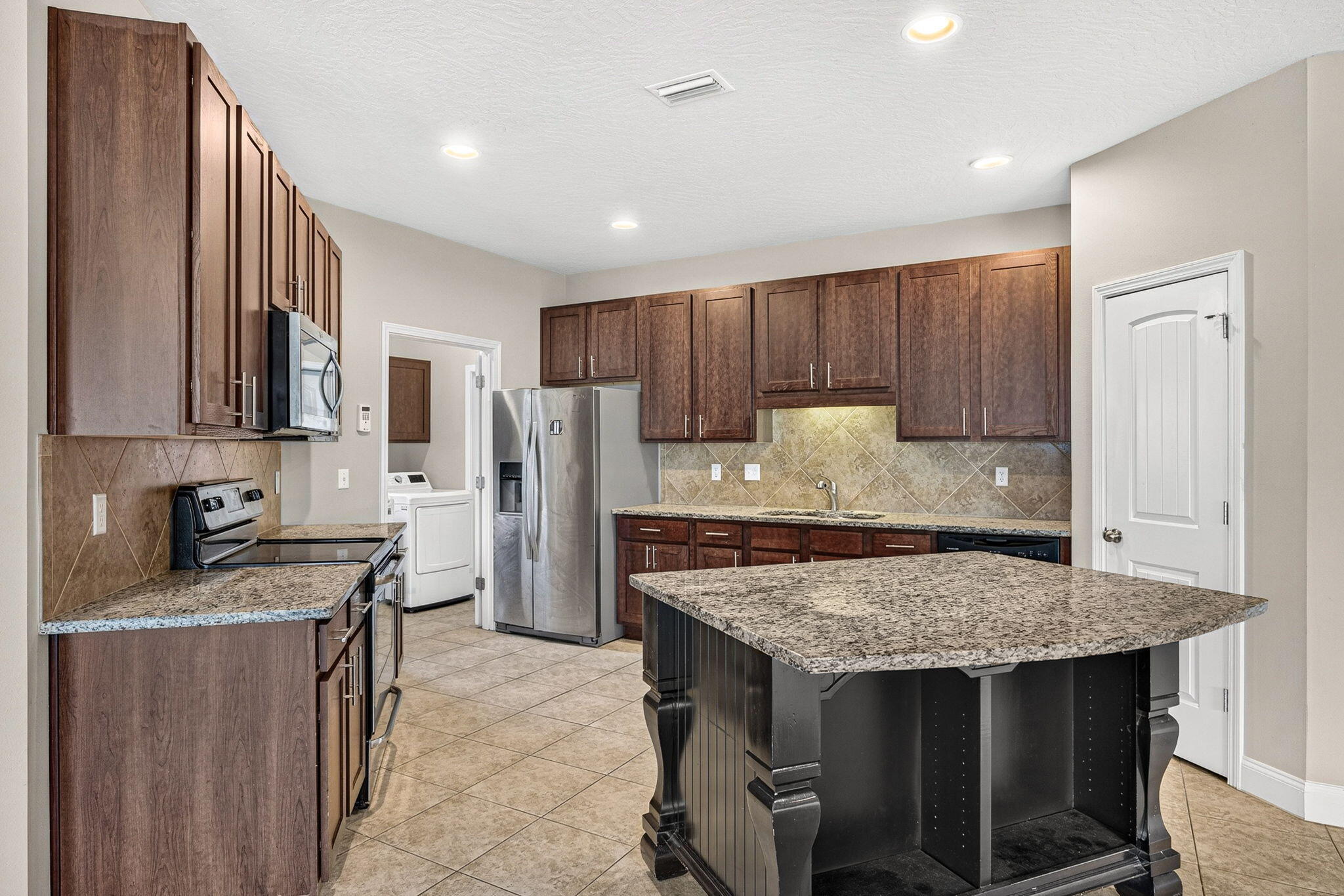 DUGGAN POND ESTATES - Residential
