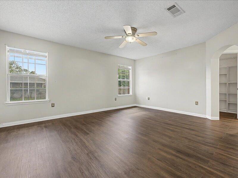 BROOKE ESTATES PH I - Residential Lease