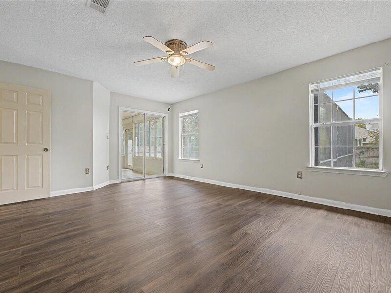 BROOKE ESTATES PH I - Residential Lease