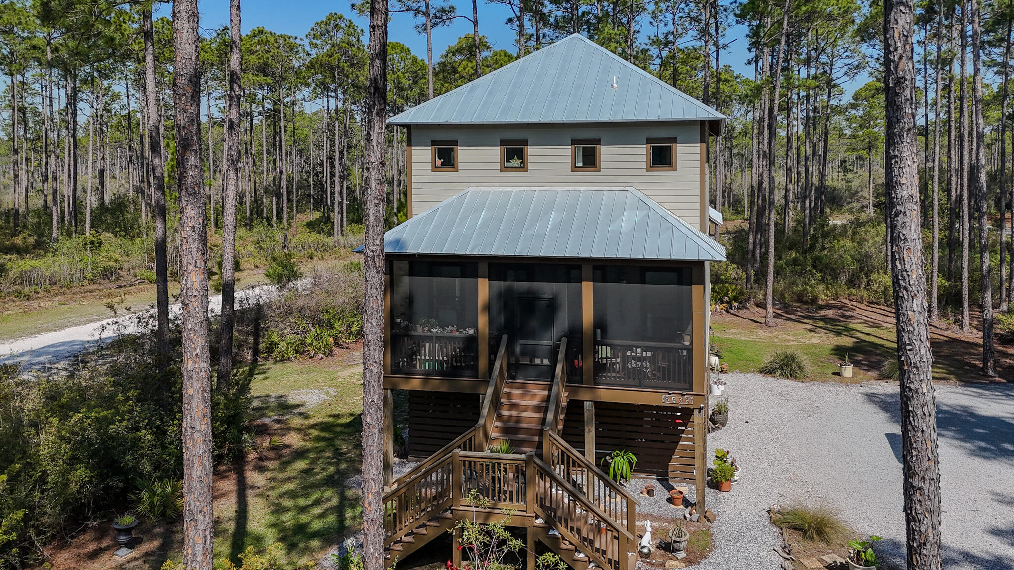 RIVERCAMPS ON CROOKED CREEK - Residential