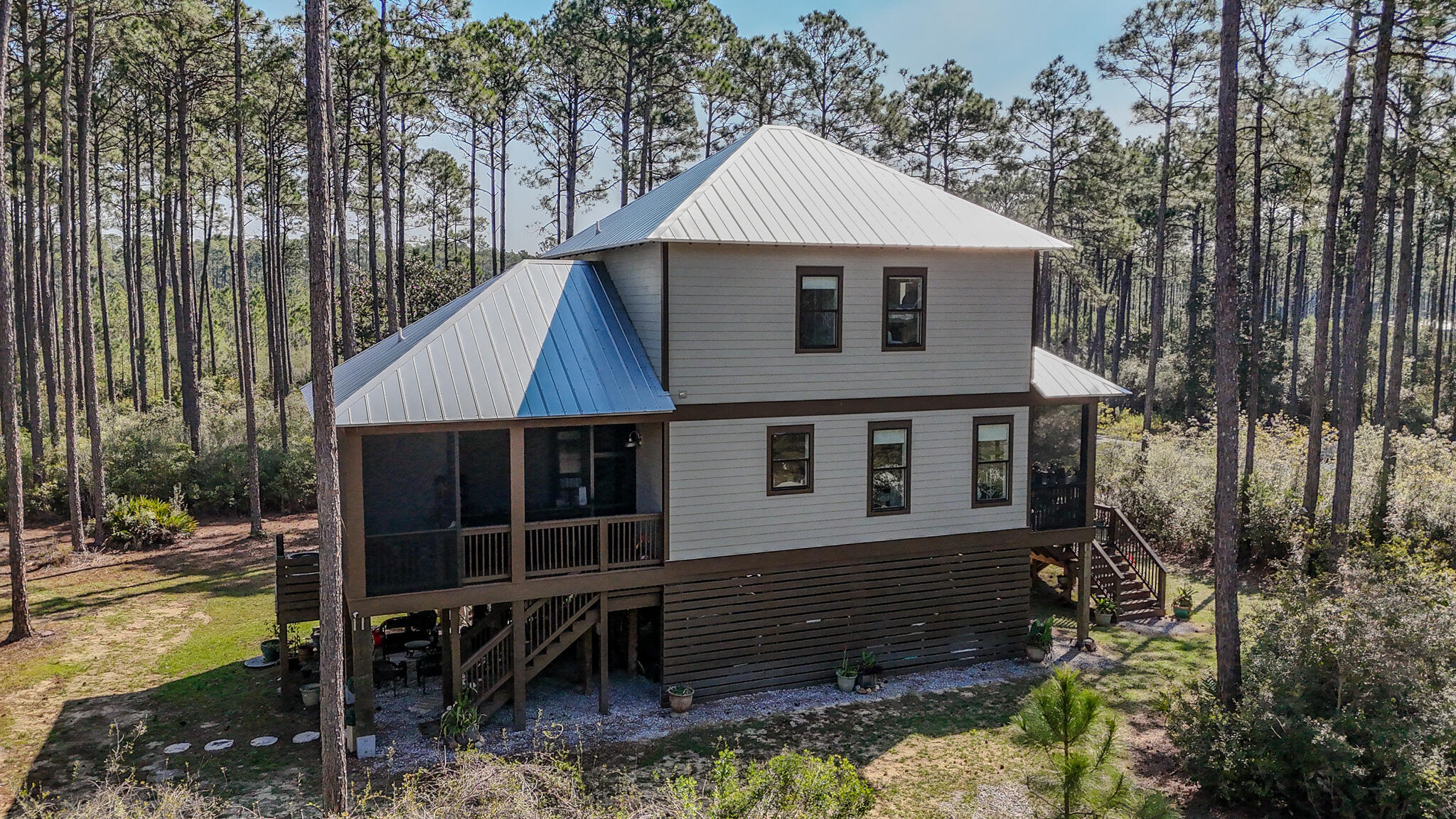 RIVERCAMPS ON CROOKED CREEK - Residential