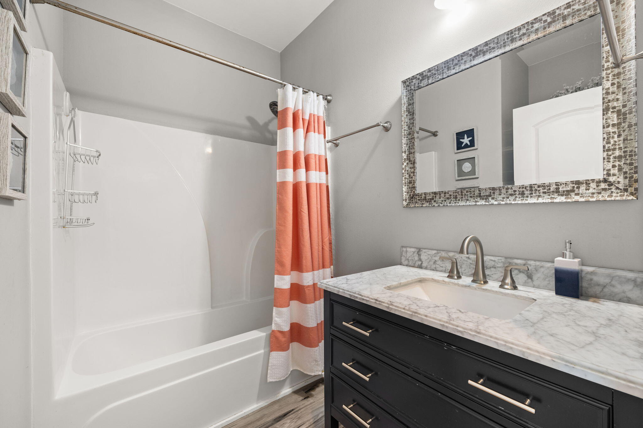 METES & BOUNDS - Residential Lease