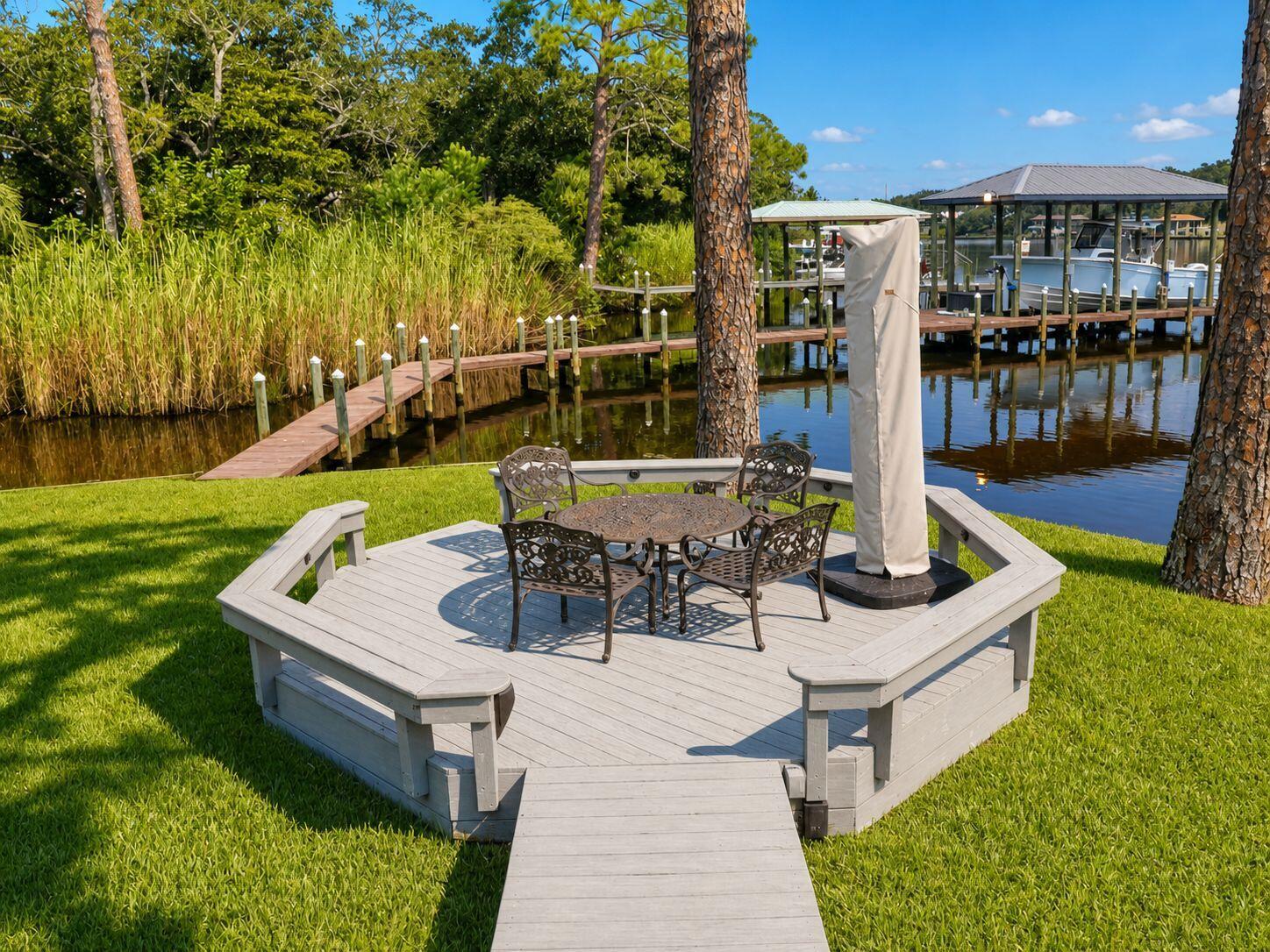 BAYOU WOODS 4TH ADDN - Residential