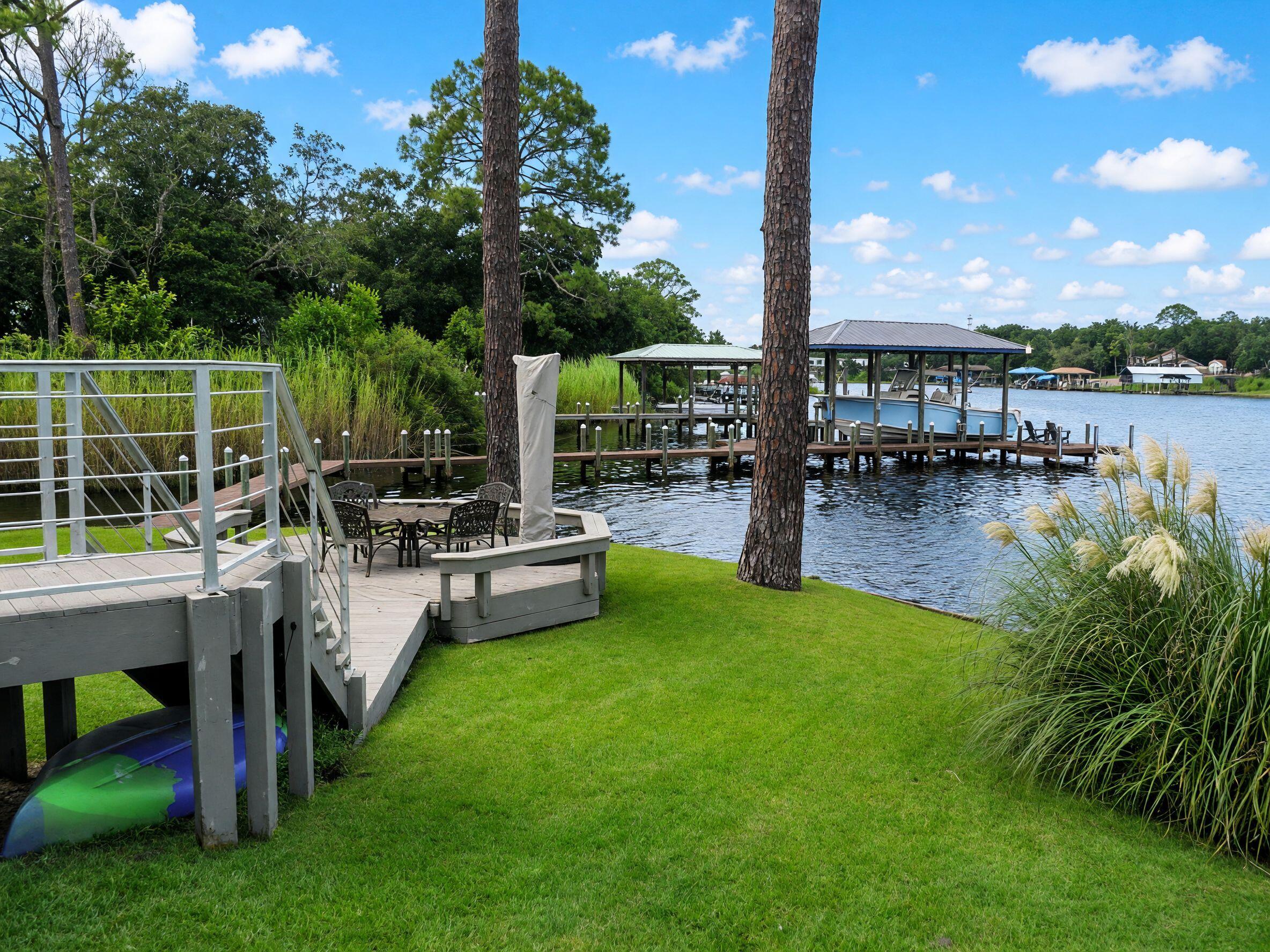 BAYOU WOODS 4TH ADDN - Residential