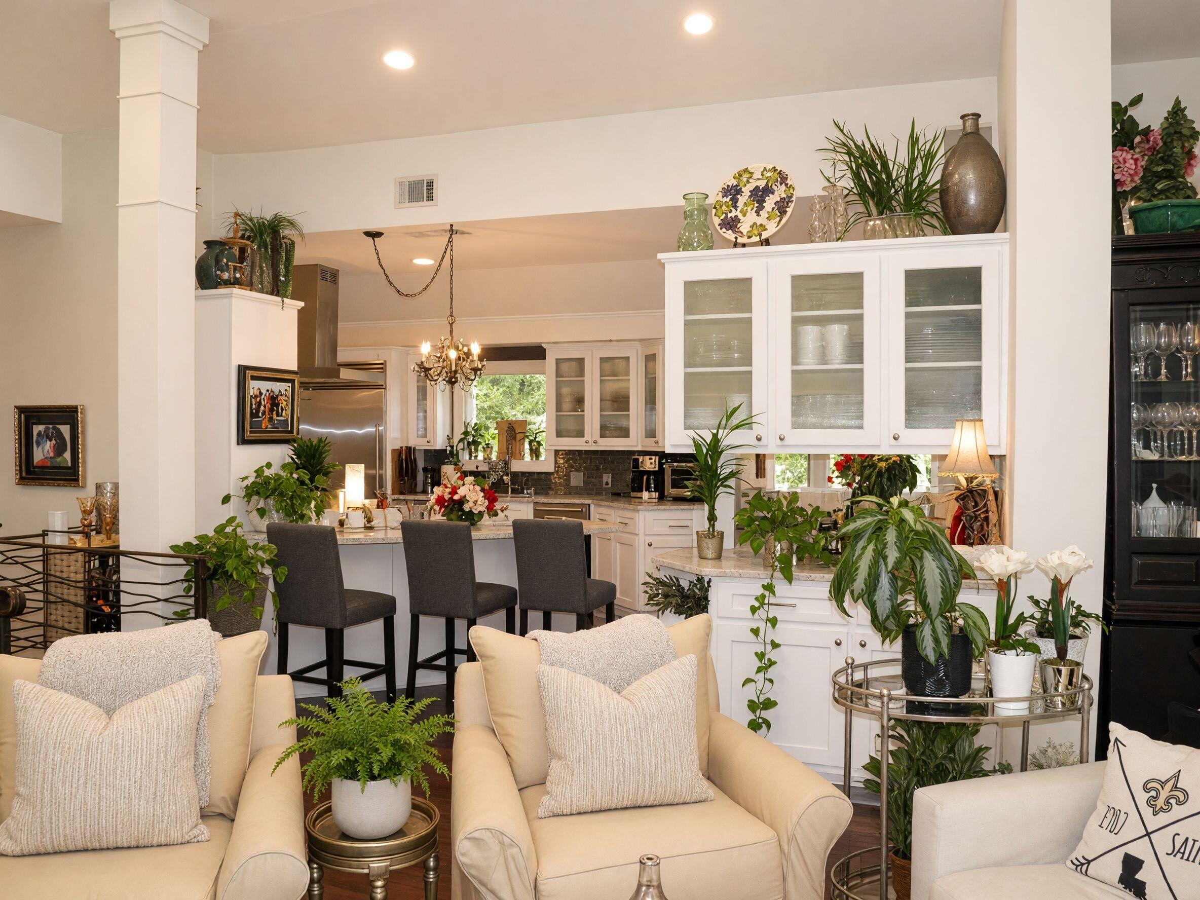 BAYOU WOODS 4TH ADDN - Residential