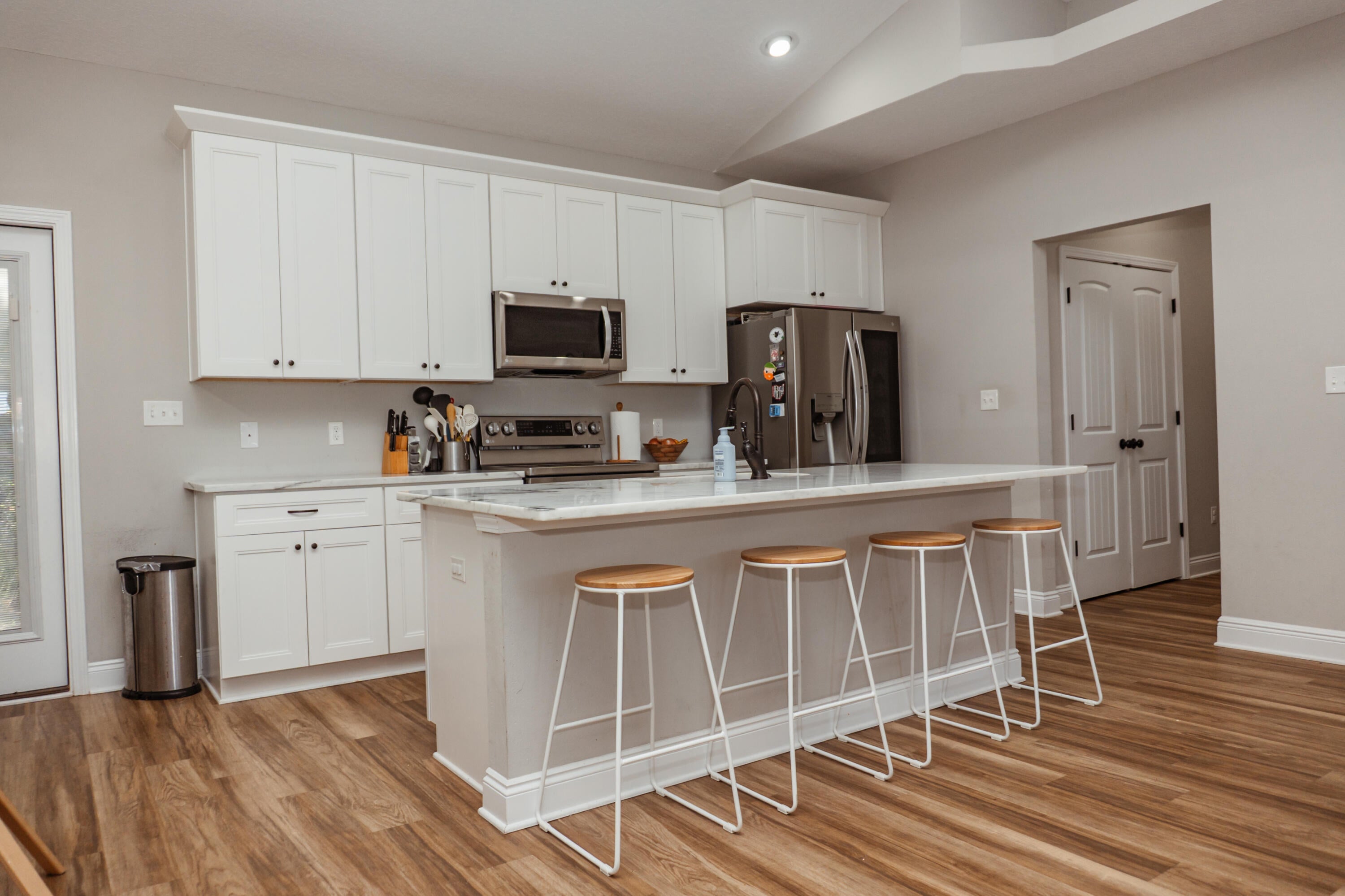 PINNACLE POINT - Residential Lease