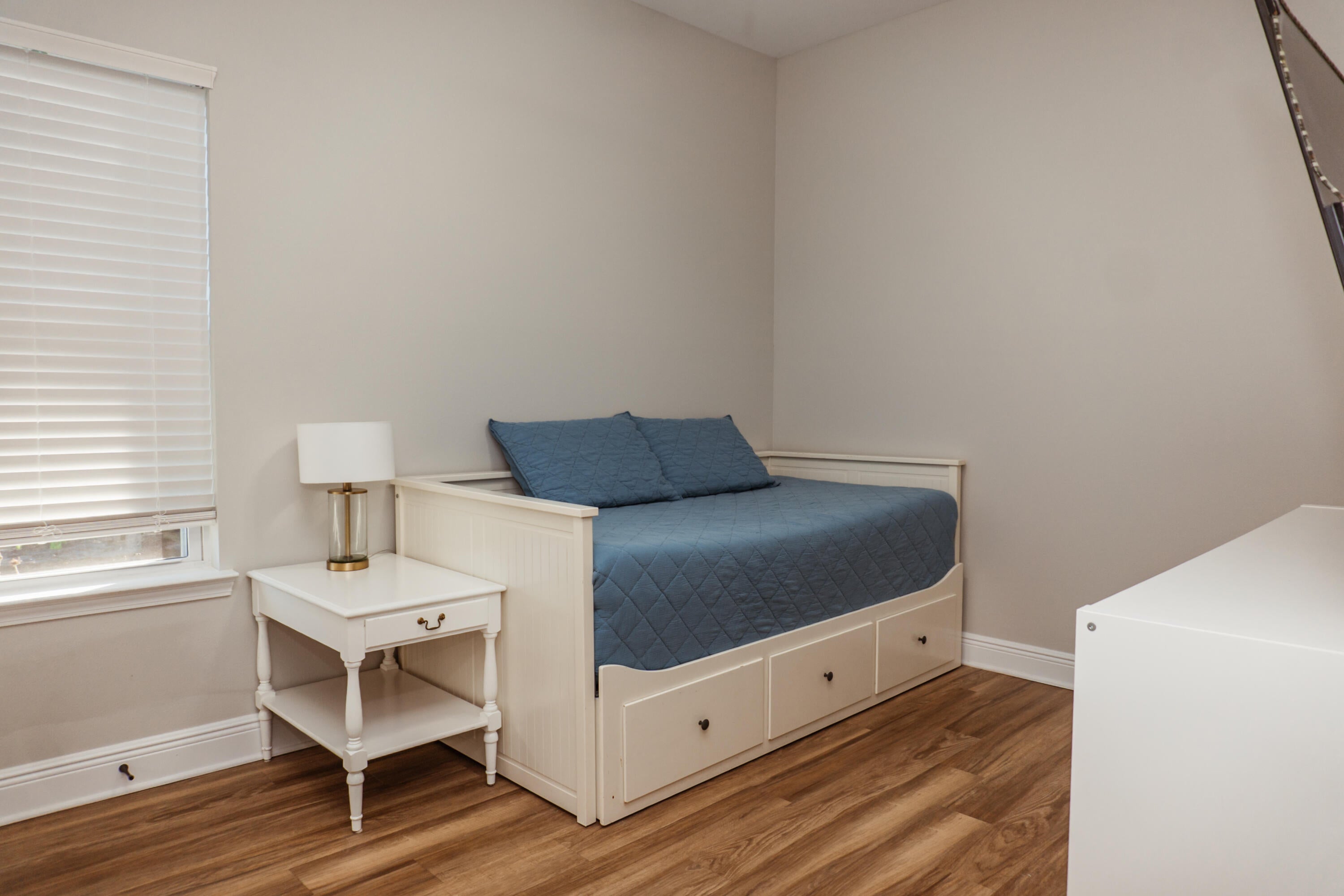 PINNACLE POINT - Residential Lease