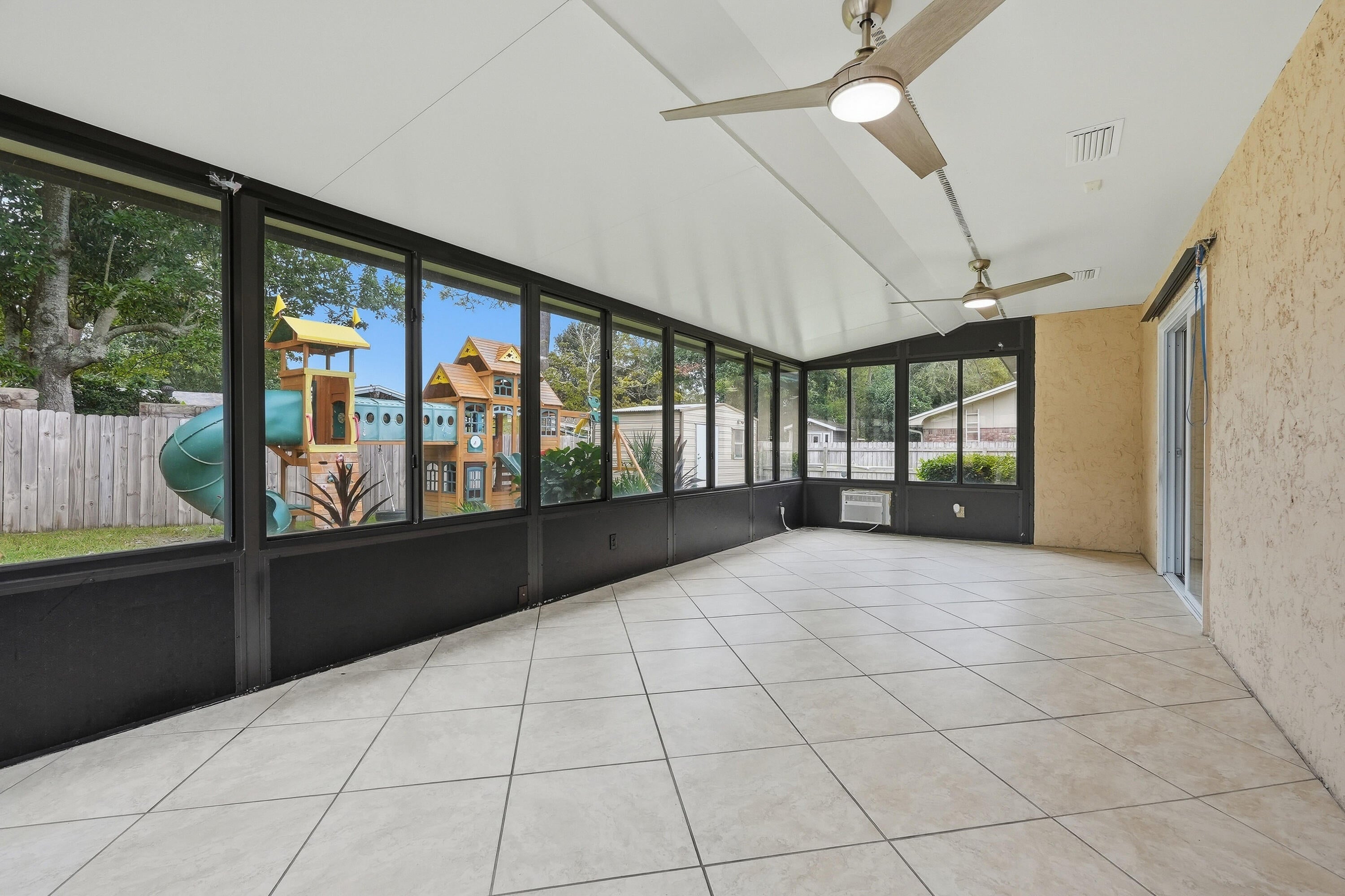VICTORIA GARDENS RE S/D - Residential