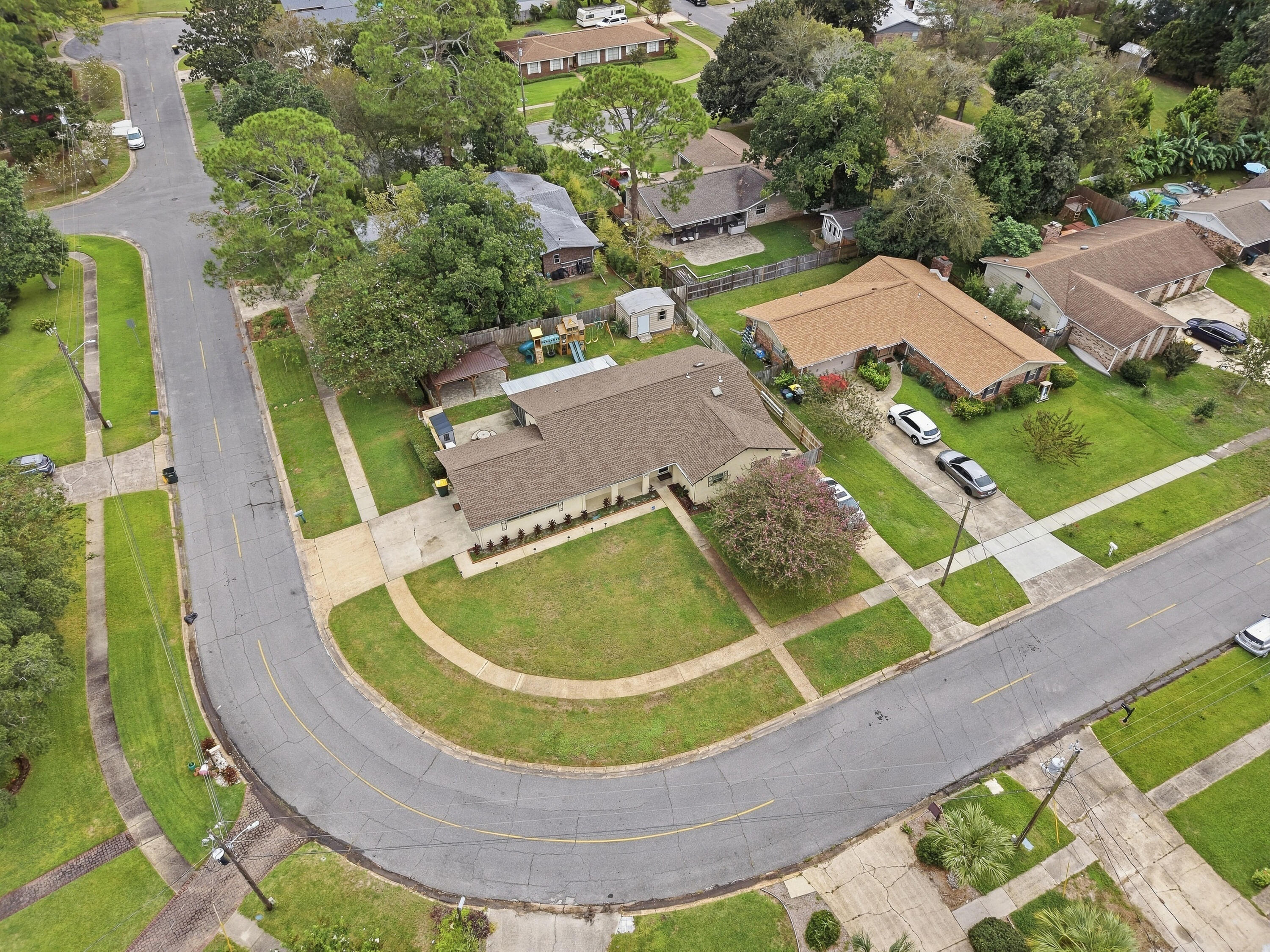 VICTORIA GARDENS RE S/D - Residential