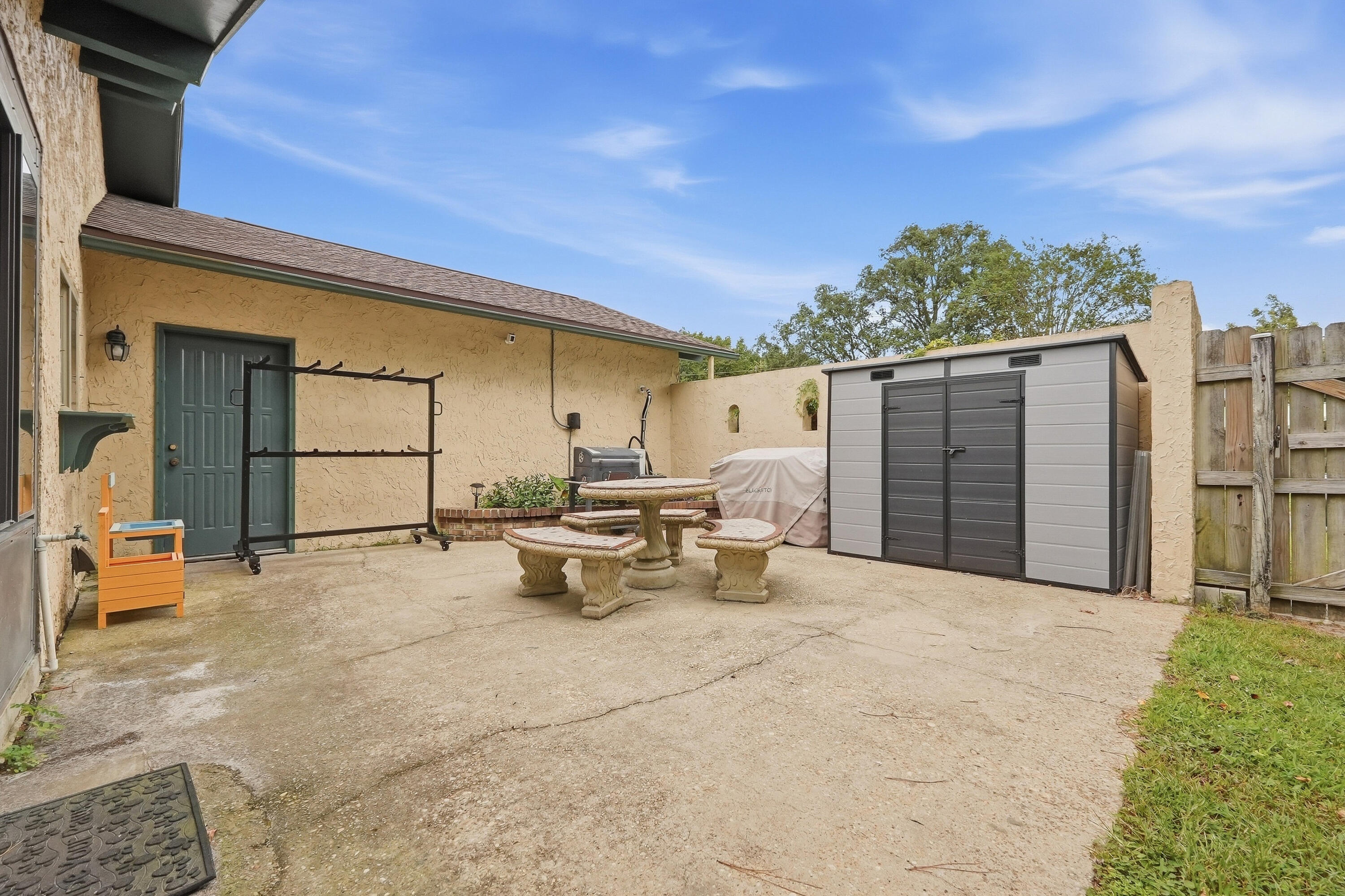 VICTORIA GARDENS RE S/D - Residential