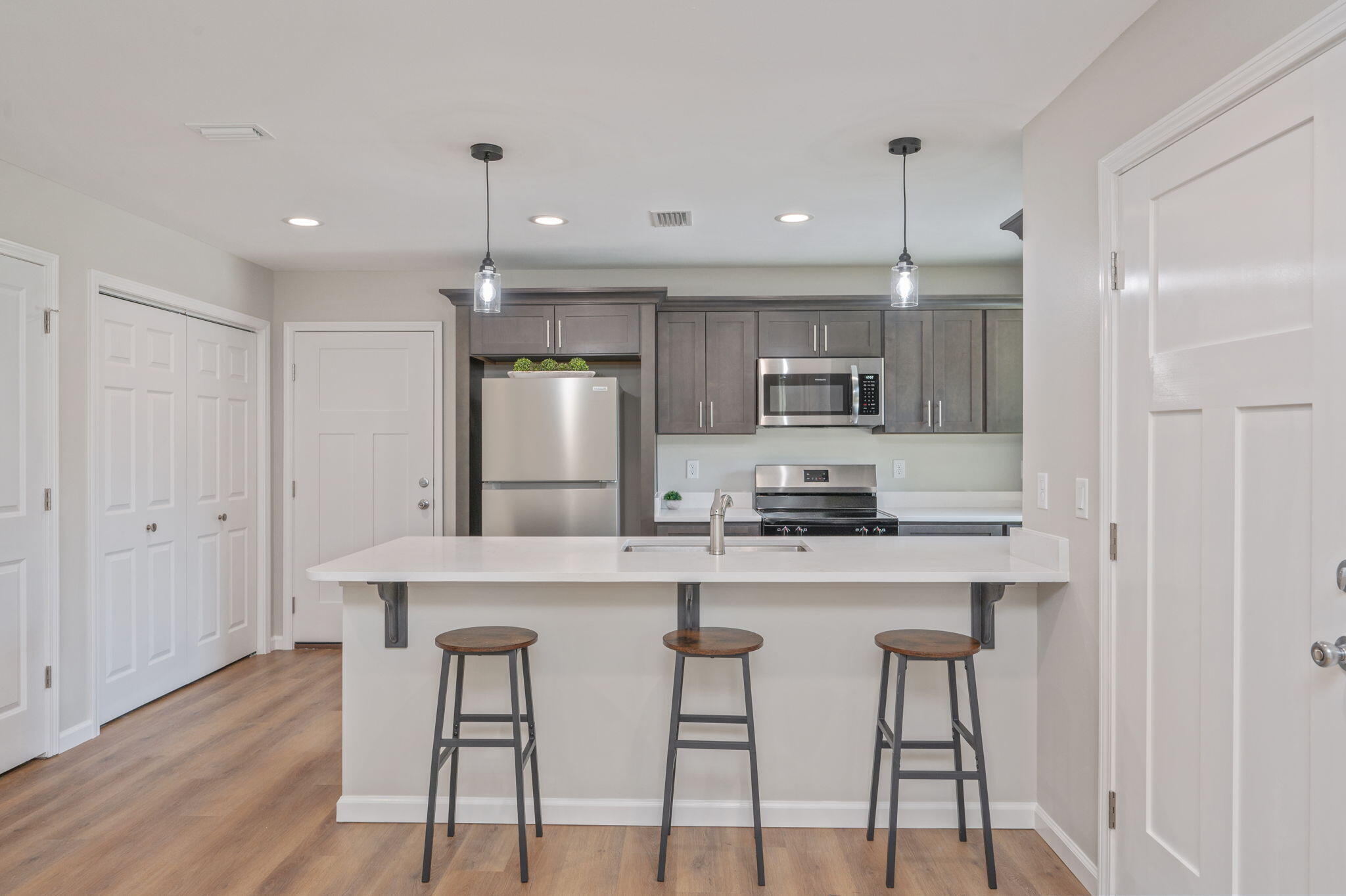 CRESTVIEW - Residential