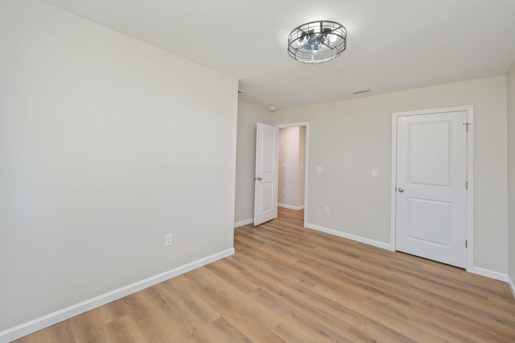 CRESTVIEW - Residential