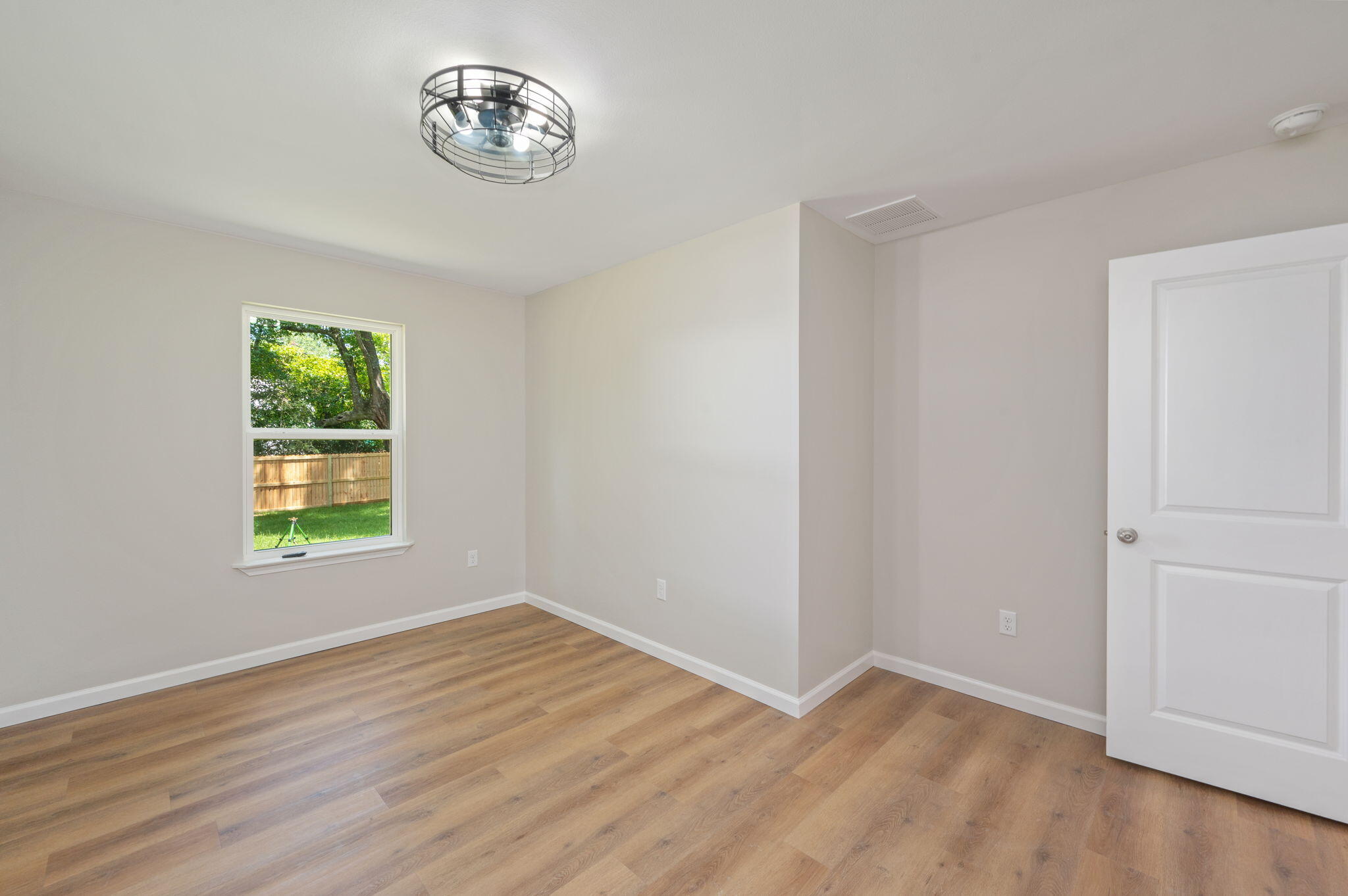 CRESTVIEW - Residential