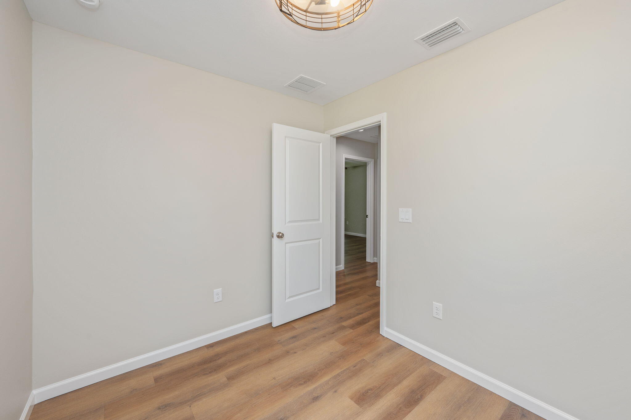 CRESTVIEW - Residential