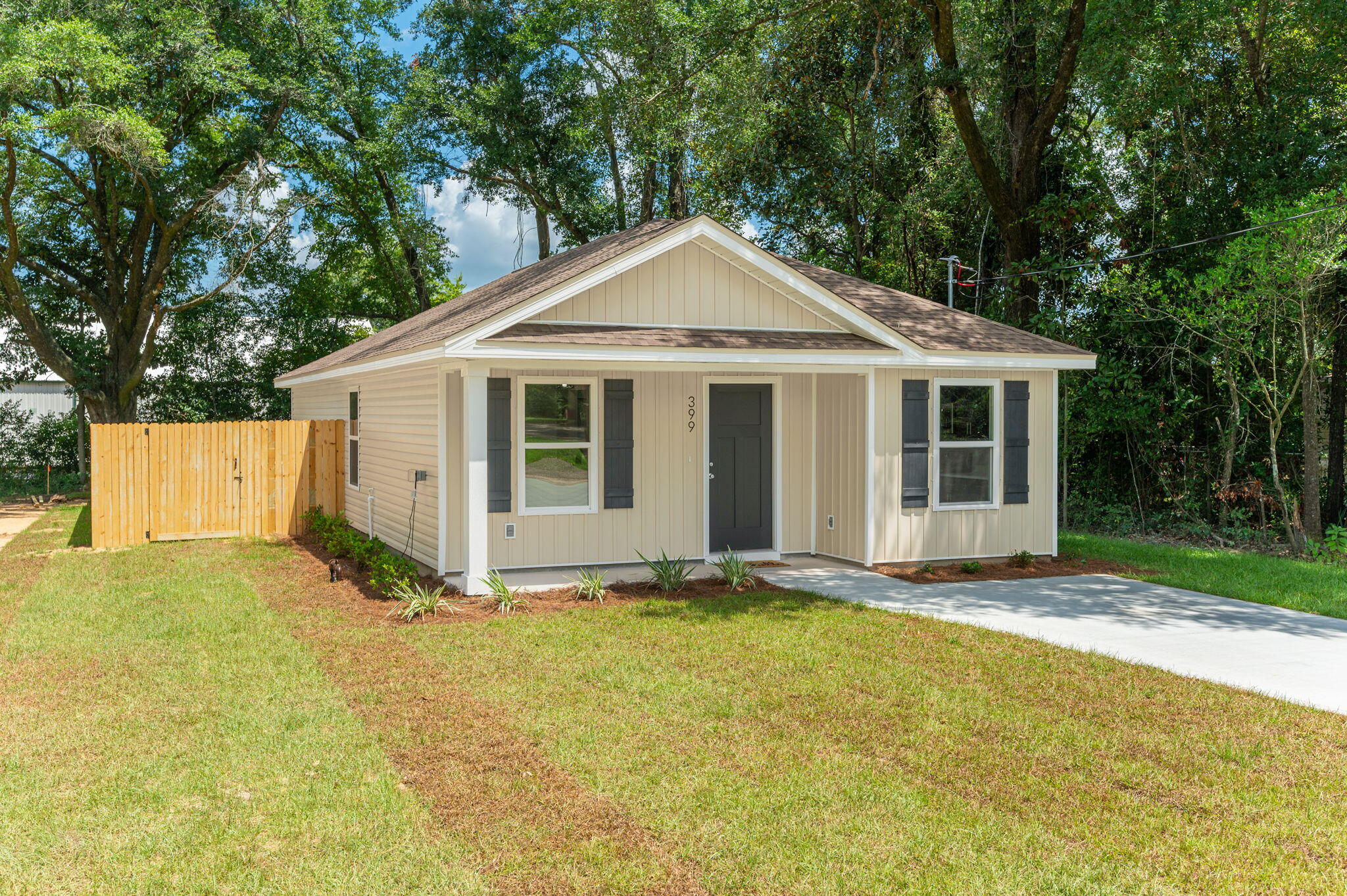CRESTVIEW - Residential