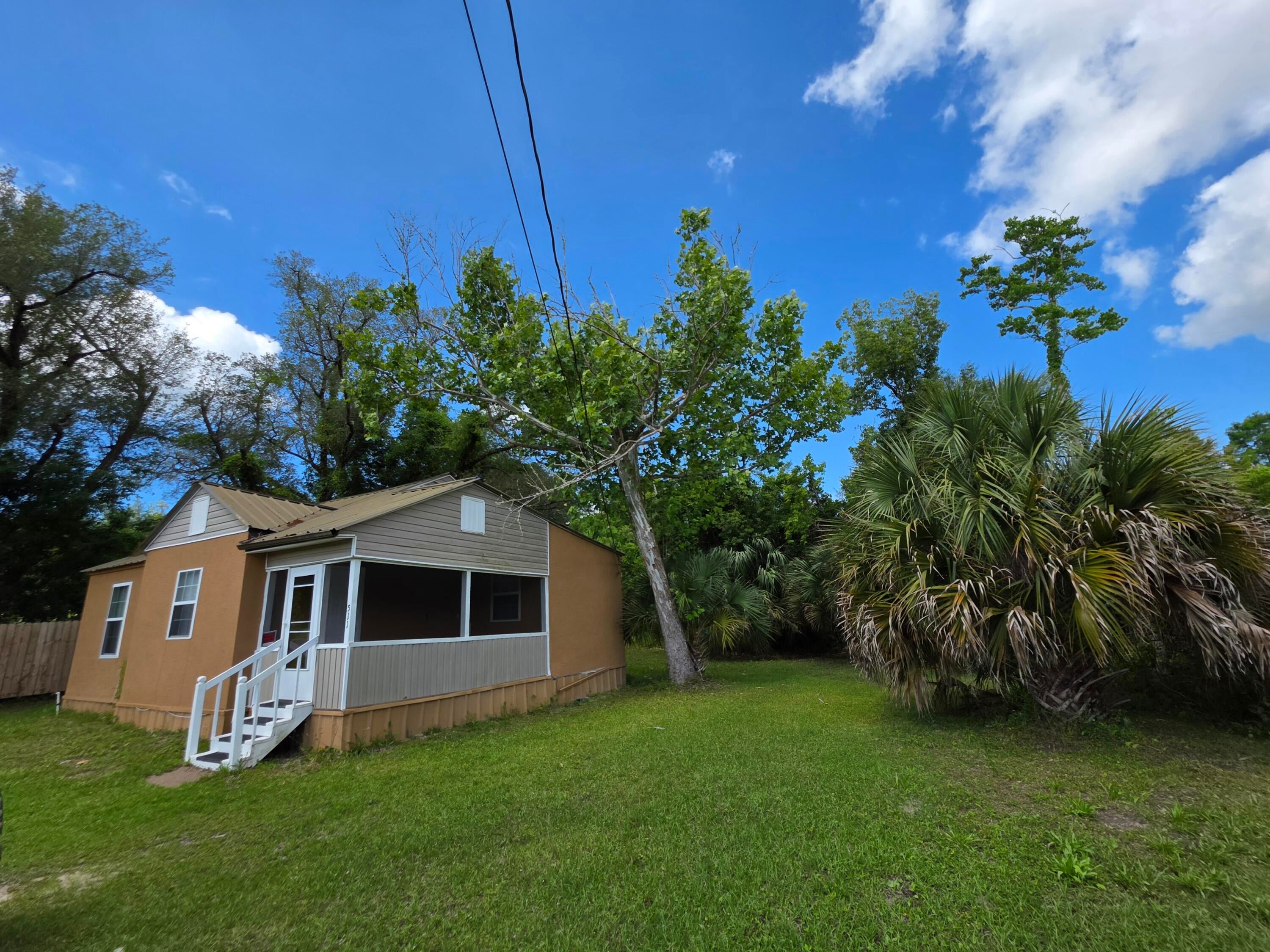 NO RECORDED SUBDIVISION - Residential