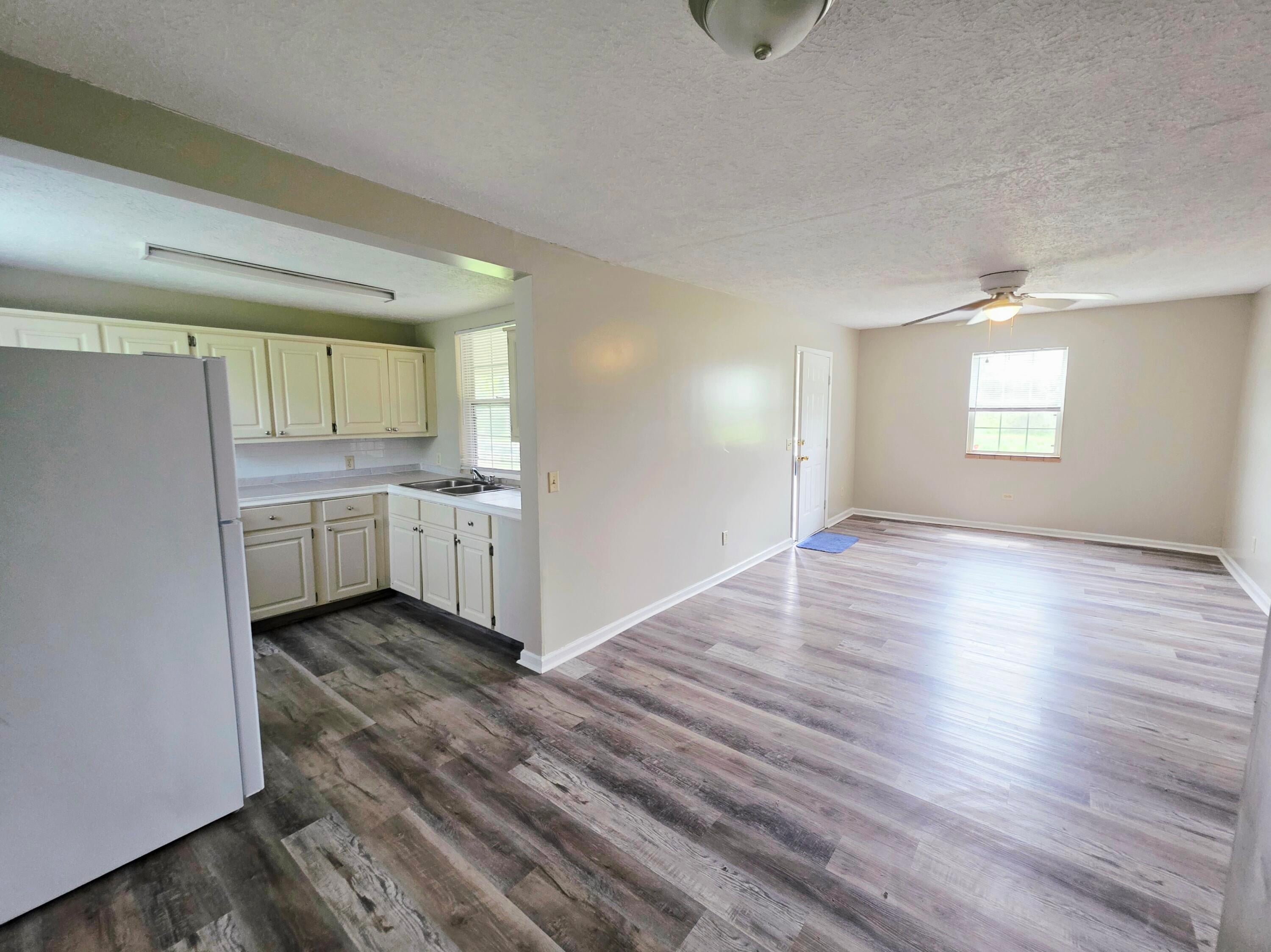 NO RECORDED SUBDIVISION - Residential