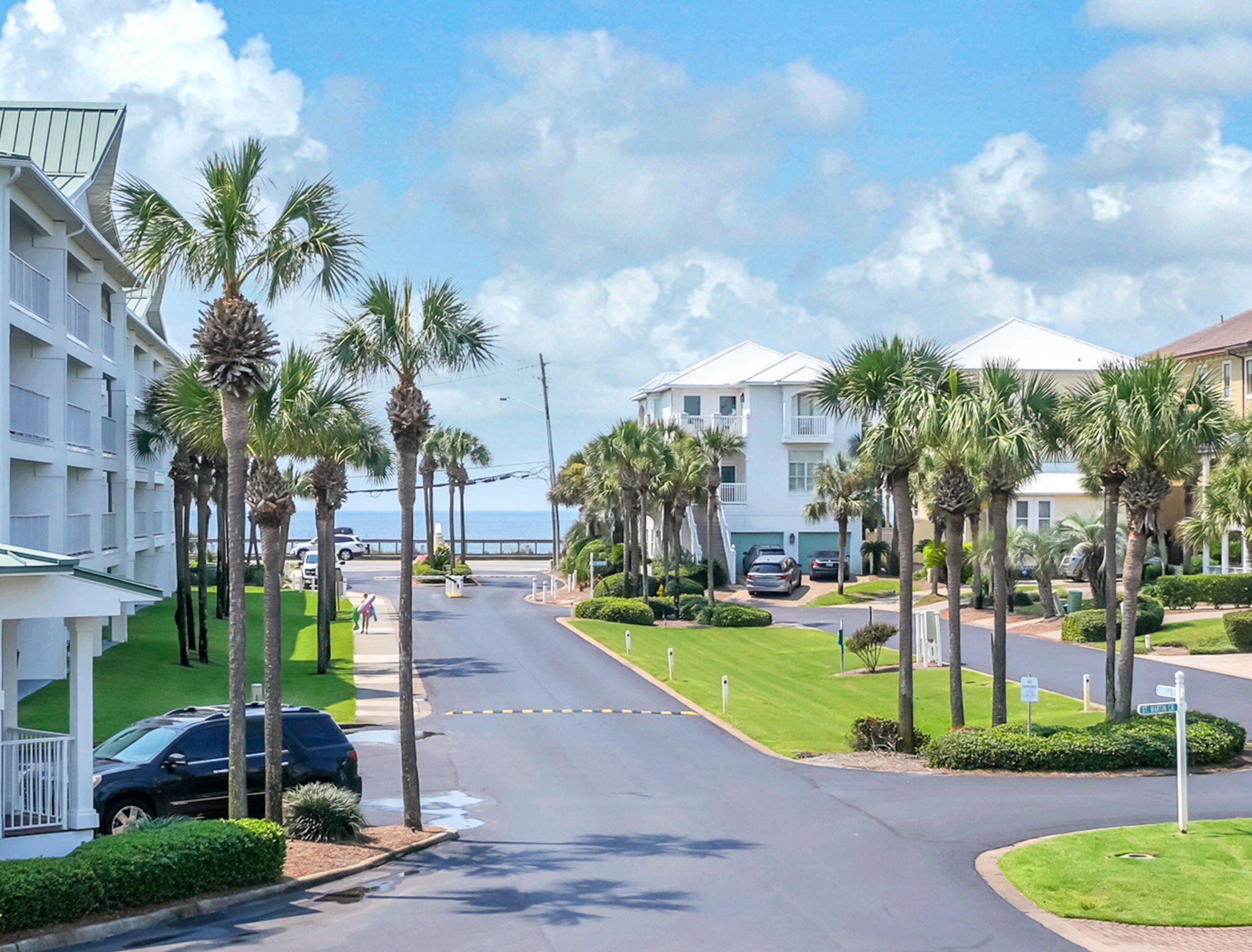 MARAVILLA CONDO 2 - Residential