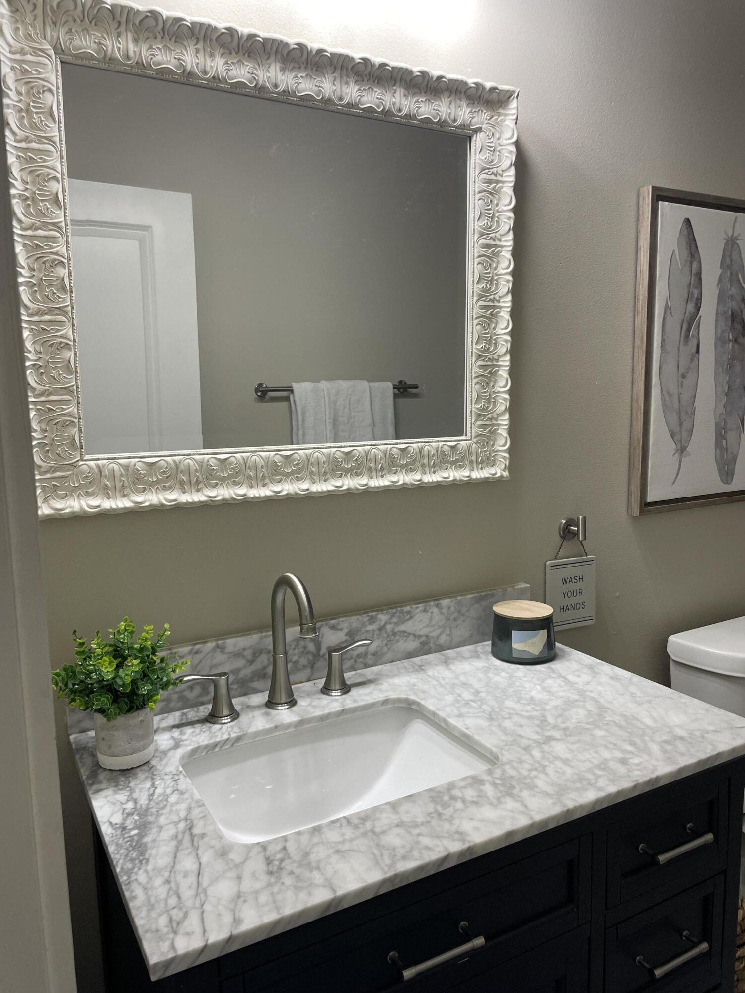 TOWN OF SANTA ROSA - Residential Lease
