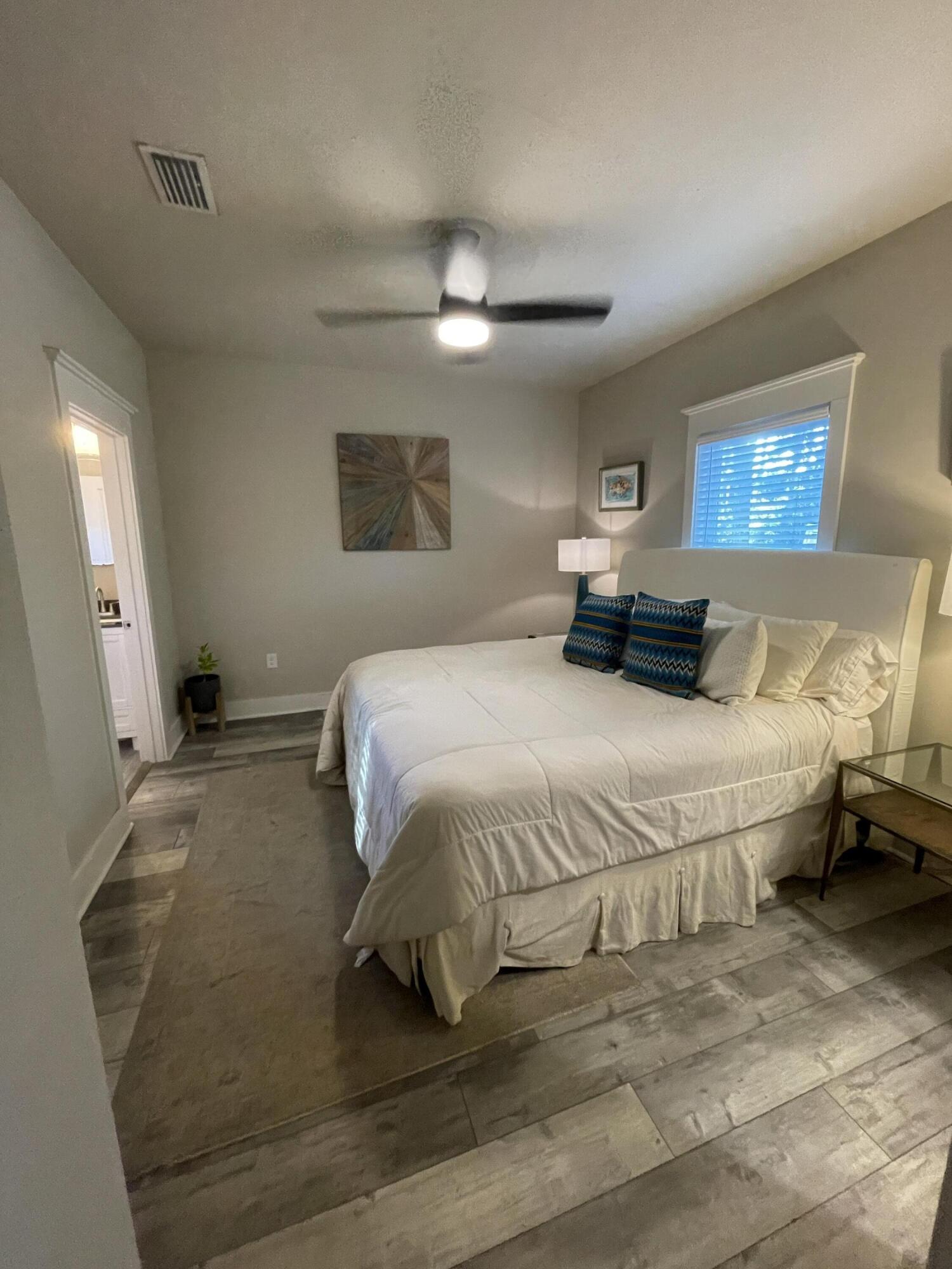 TOWN OF SANTA ROSA - Residential Lease