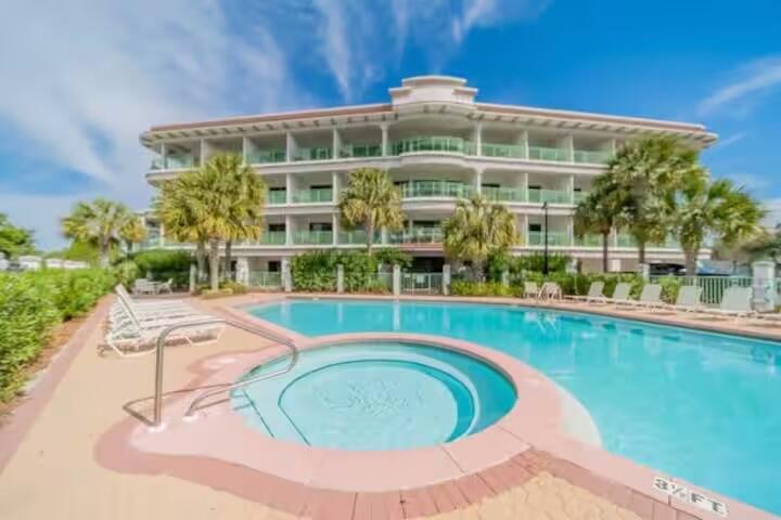 INN AT SEACREST BEACH (THE) - Residential