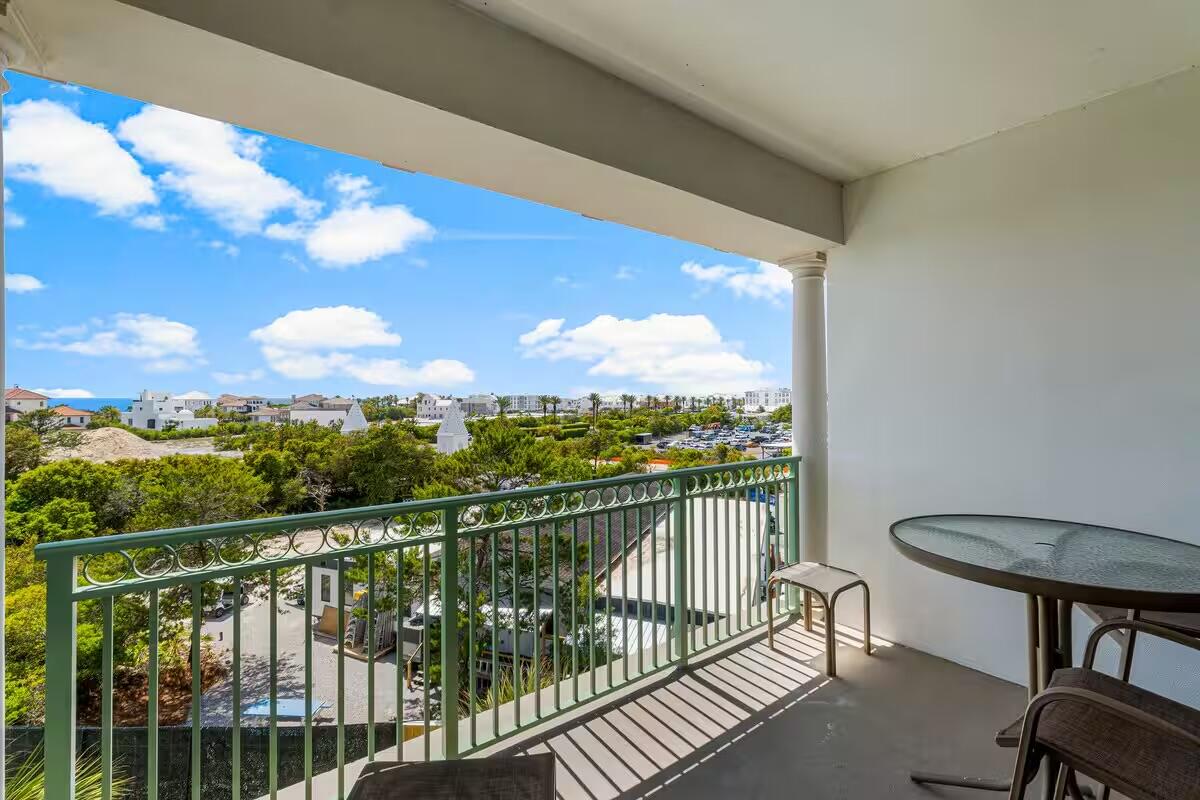 INN AT SEACREST BEACH (THE) - Residential