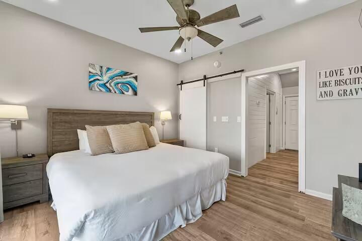 INN AT SEACREST BEACH (THE) - Residential