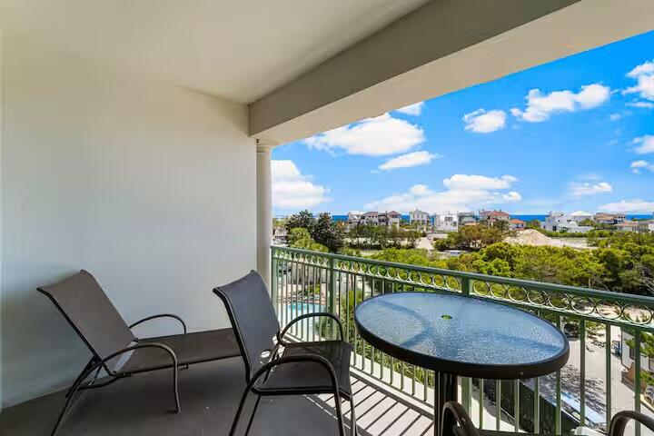 INN AT SEACREST BEACH (THE) - Residential