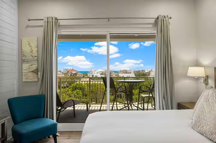 INN AT SEACREST BEACH (THE) - Residential