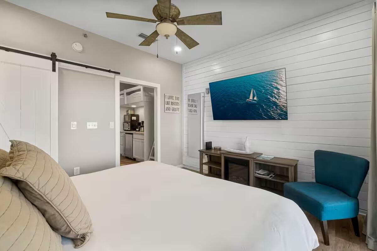 INN AT SEACREST BEACH (THE) - Residential