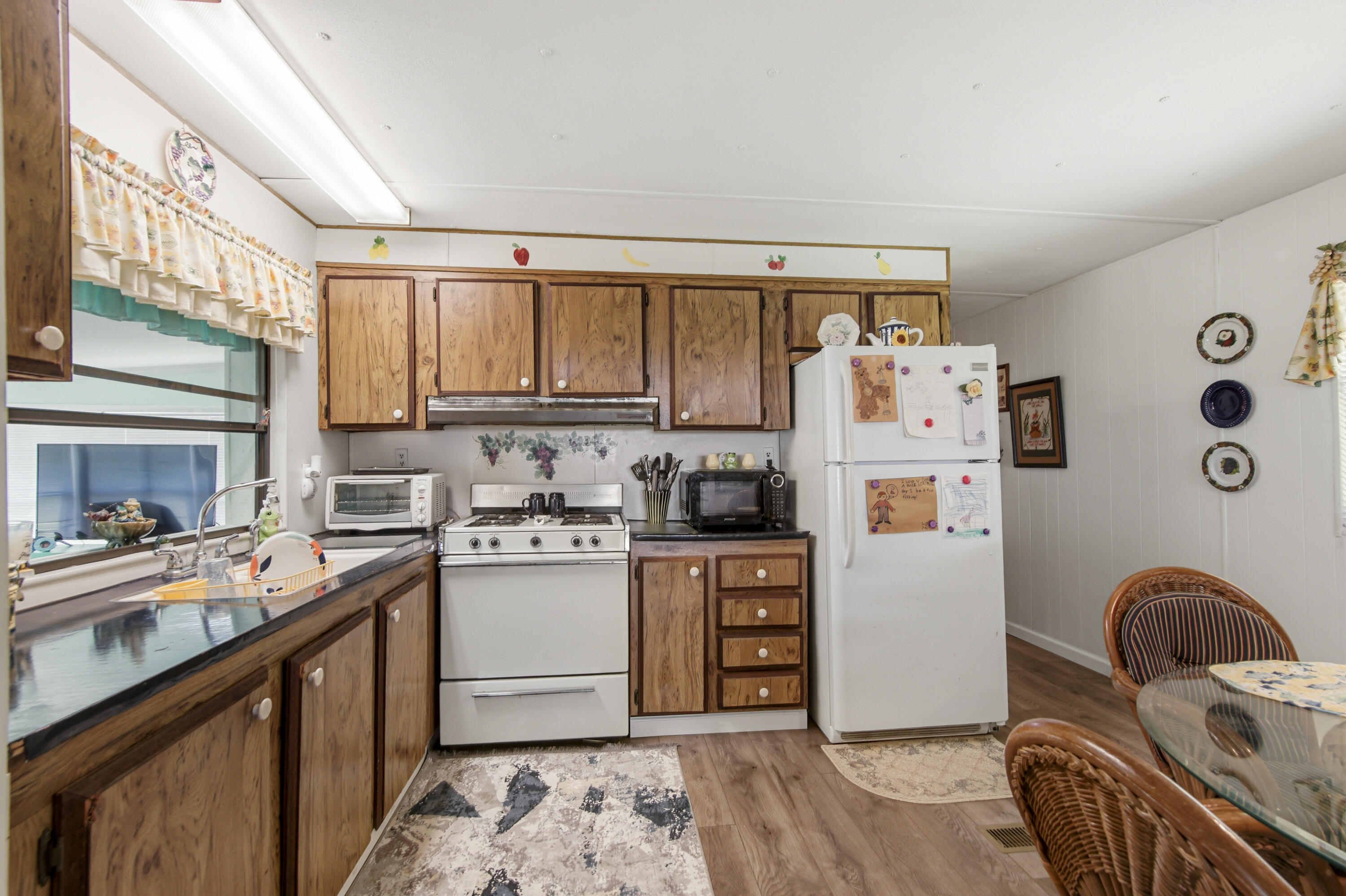 DLEWOOD PARK SUBDIVISION - Residential