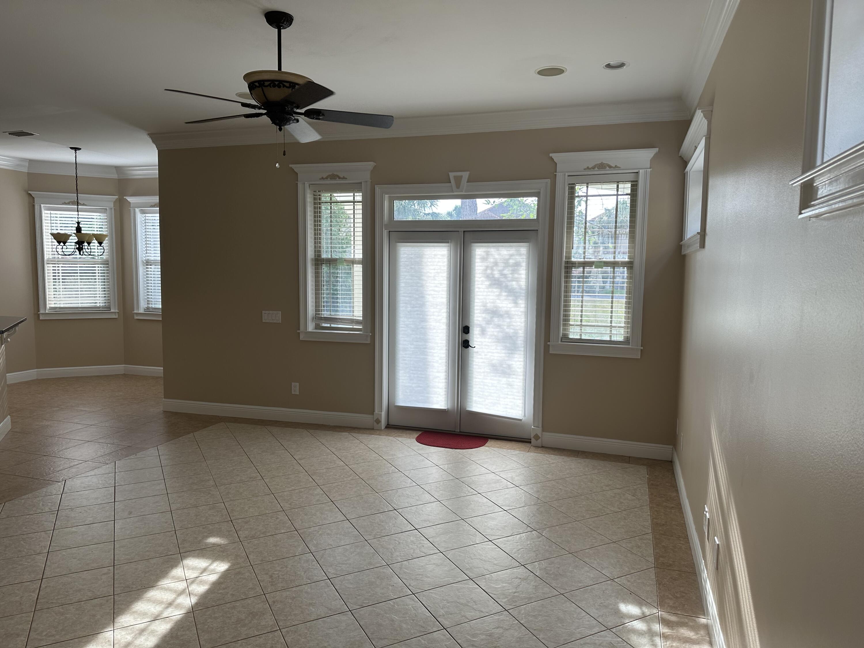 CALUSA BAY S/D - Residential Lease