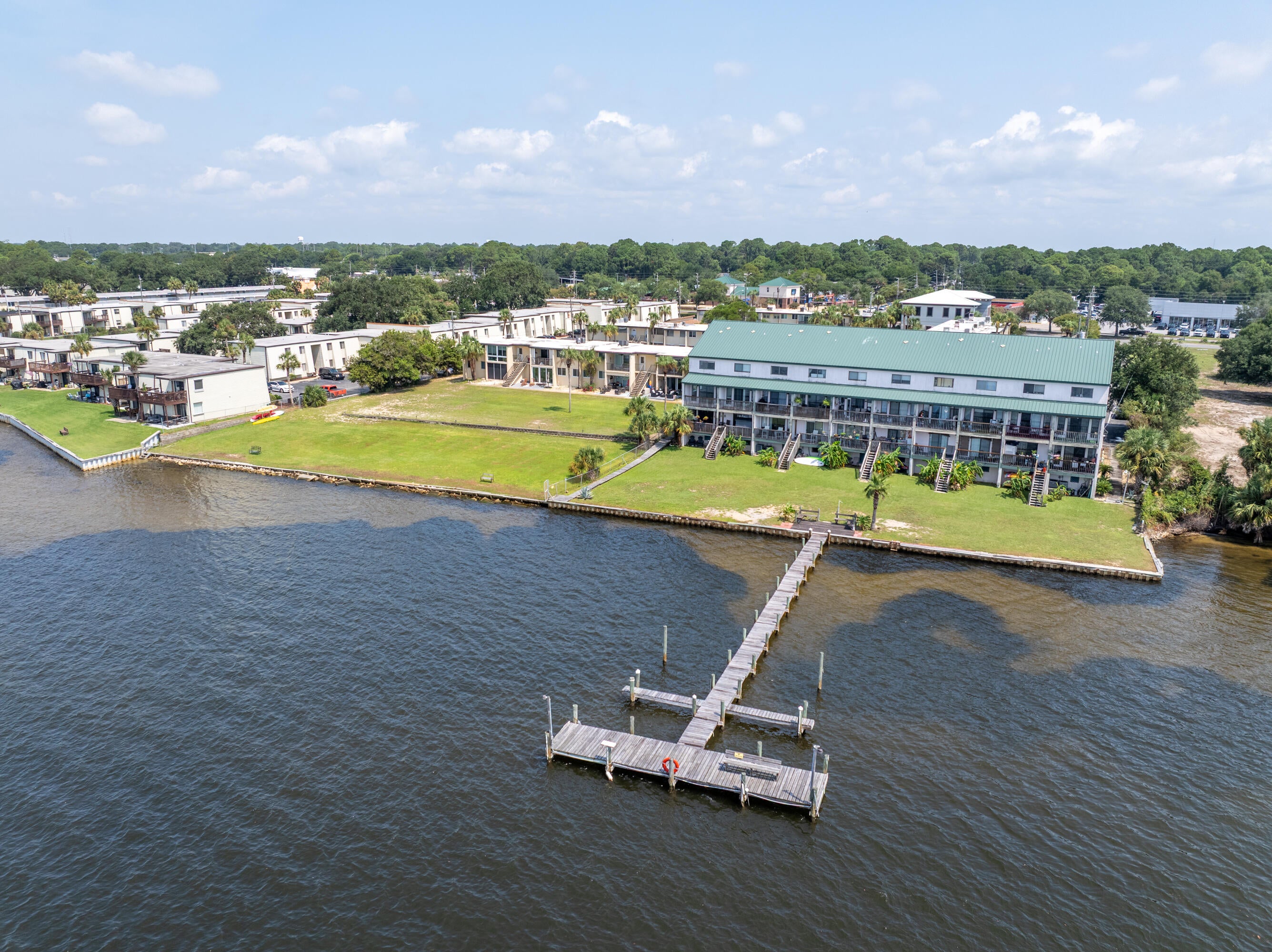 SEA PALM CONDO - Residential