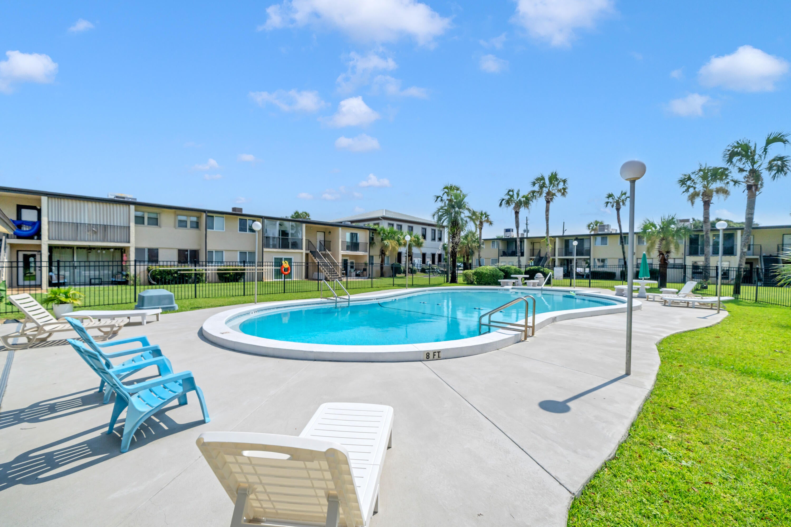 SEA PALM CONDO - Residential