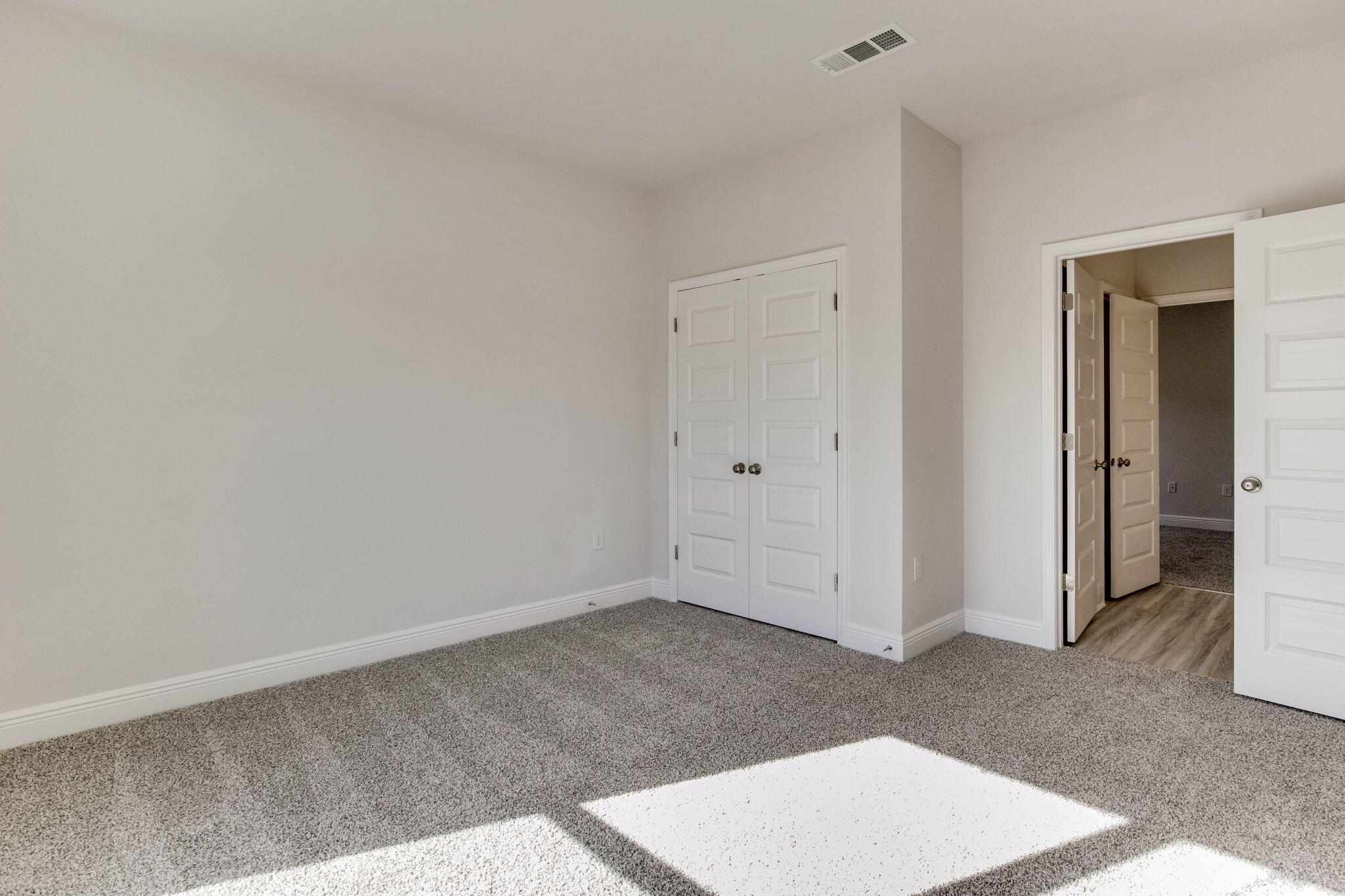 HIGHLANDS M&B - Residential