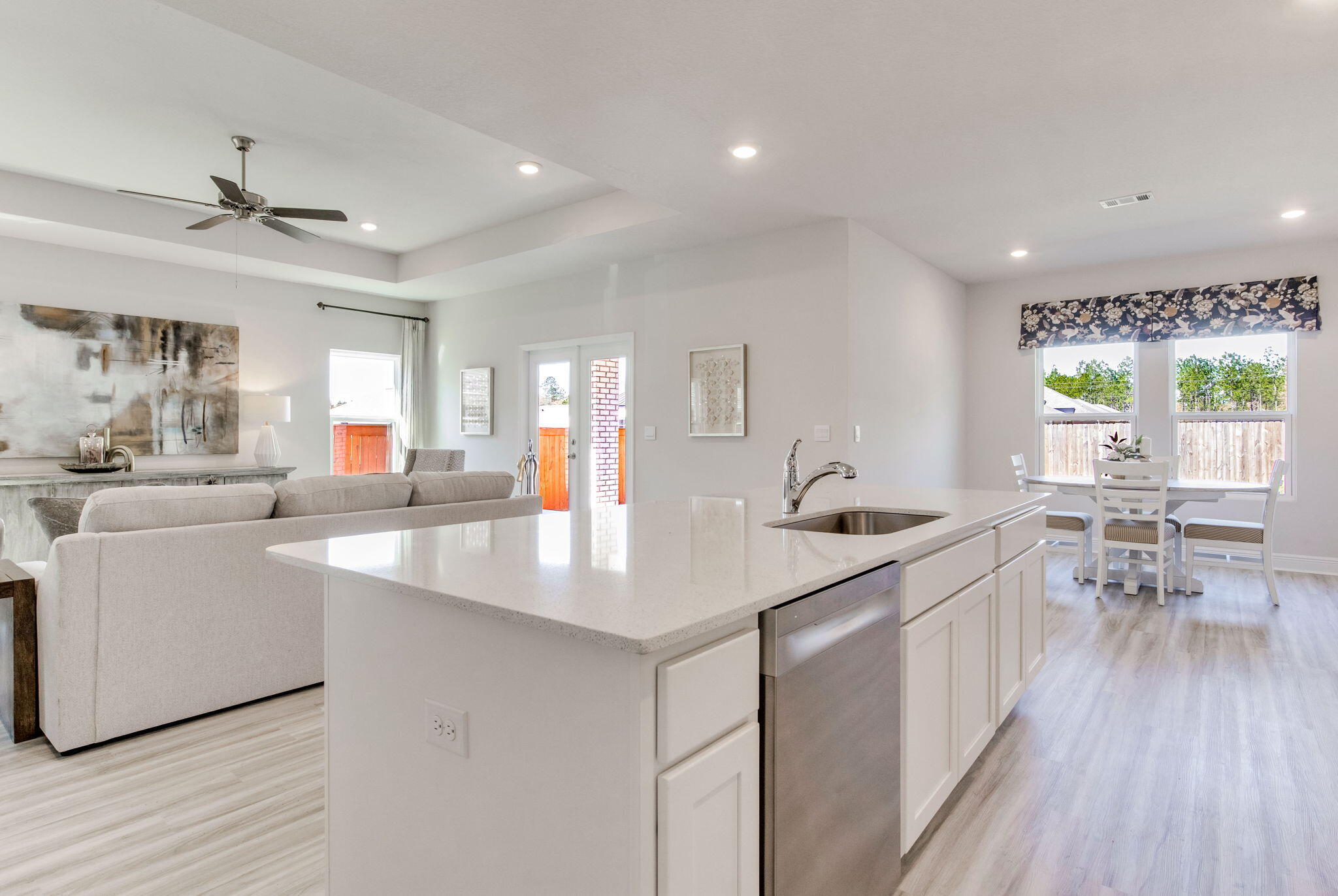 HIGHLANDS M&B - Residential