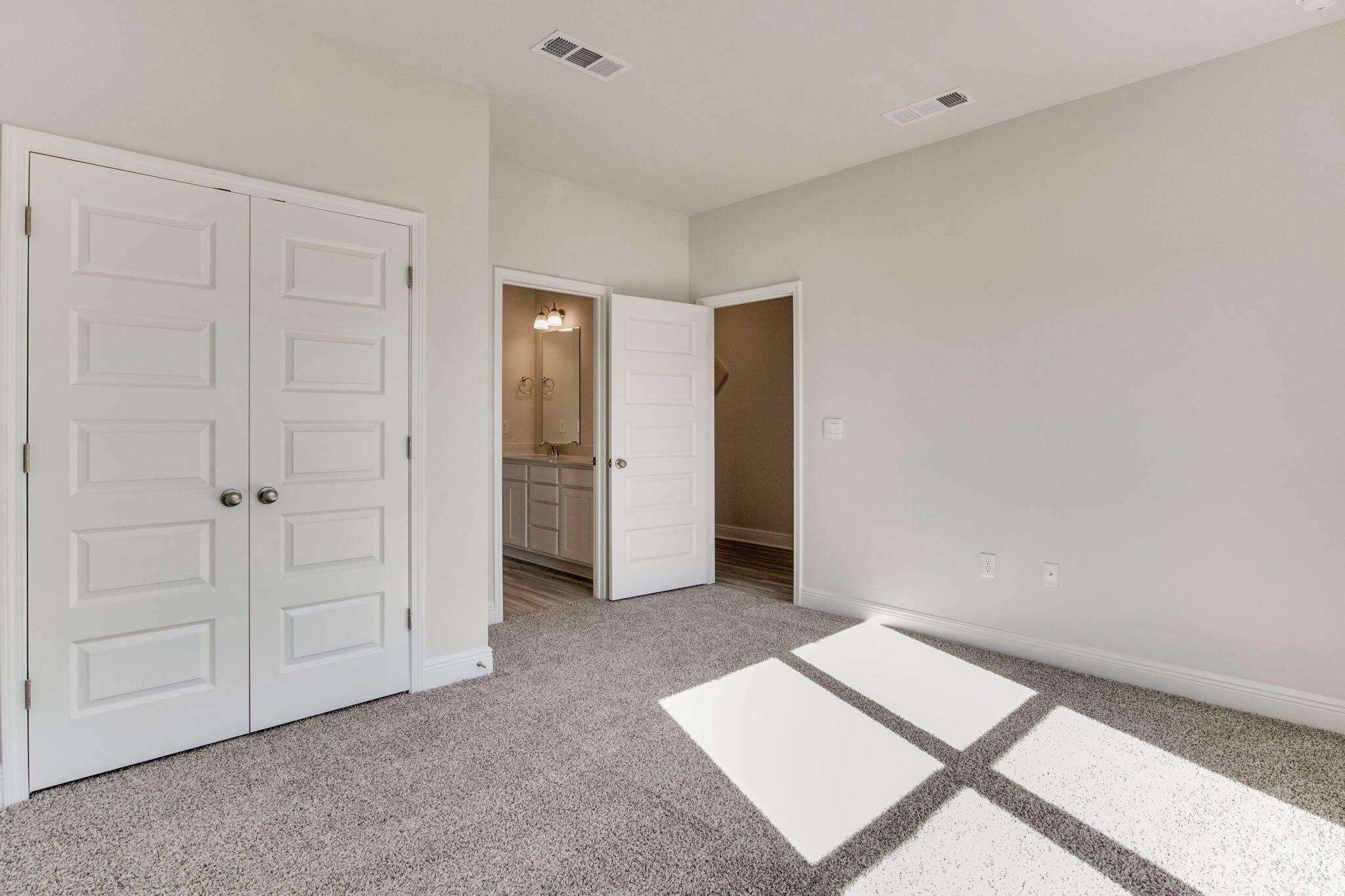 HIGHLANDS M&B - Residential