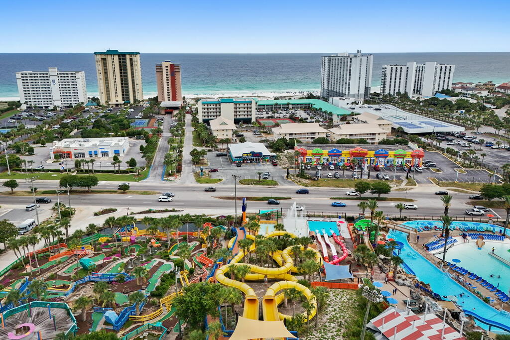 ST MARTIN BEACHWALK VILLAS - Residential