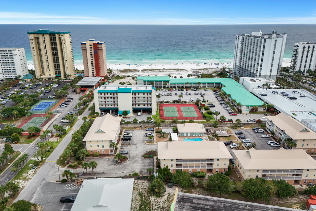 ST MARTIN BEACHWALK VILLAS - Residential