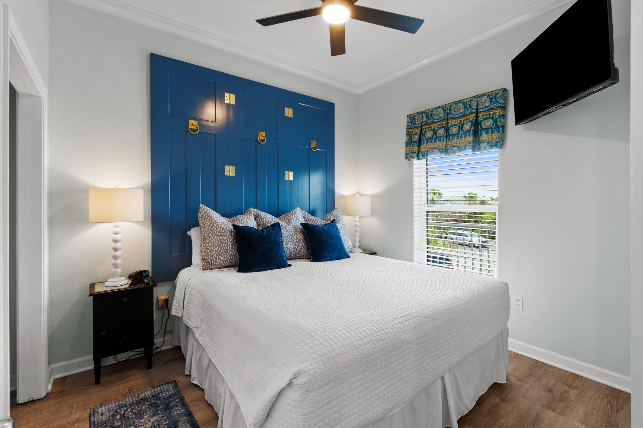 BEACH RETREAT - Residential