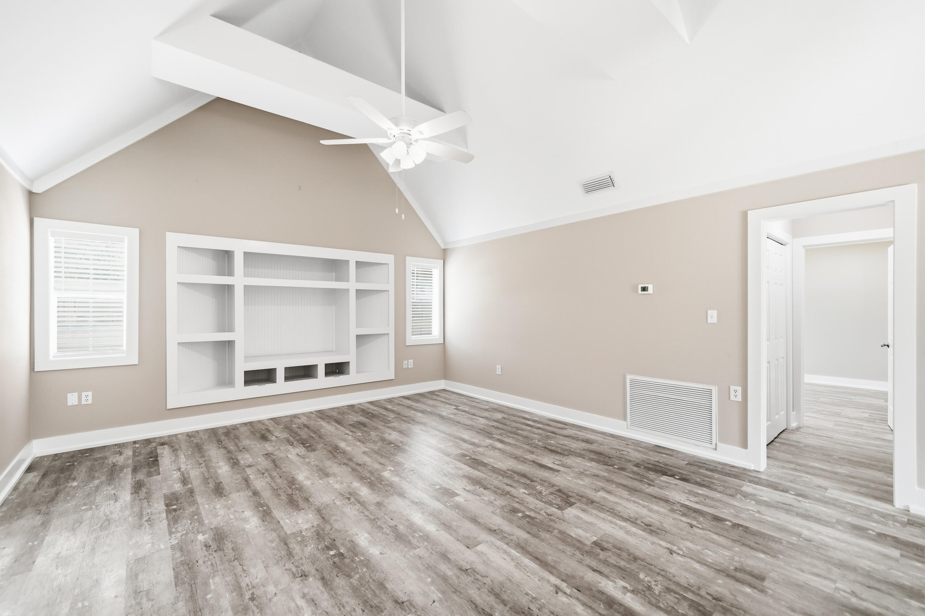 PINEWOOD ESTATES - Residential Lease