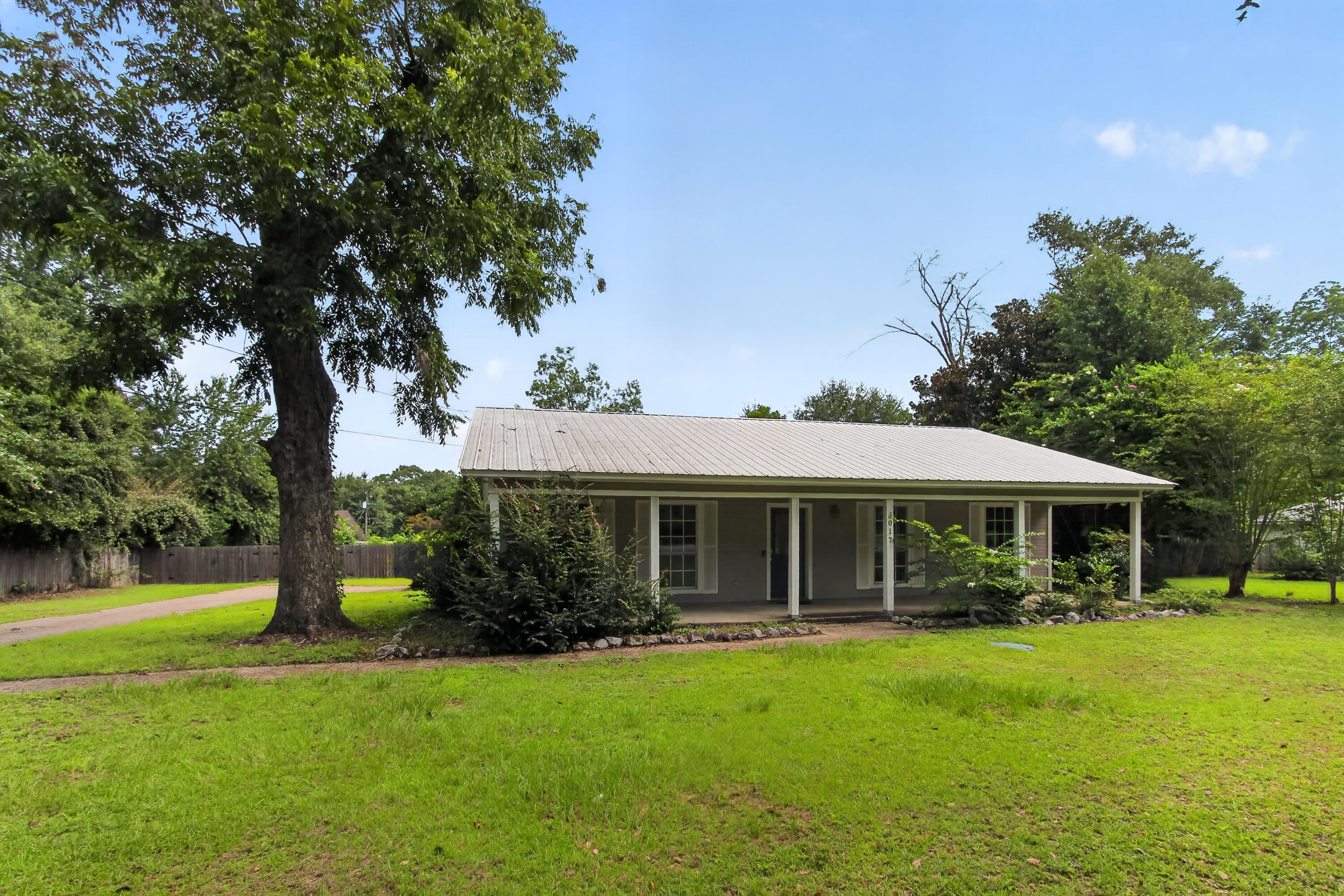 STAFFORD ESTATESe - Residential Lease