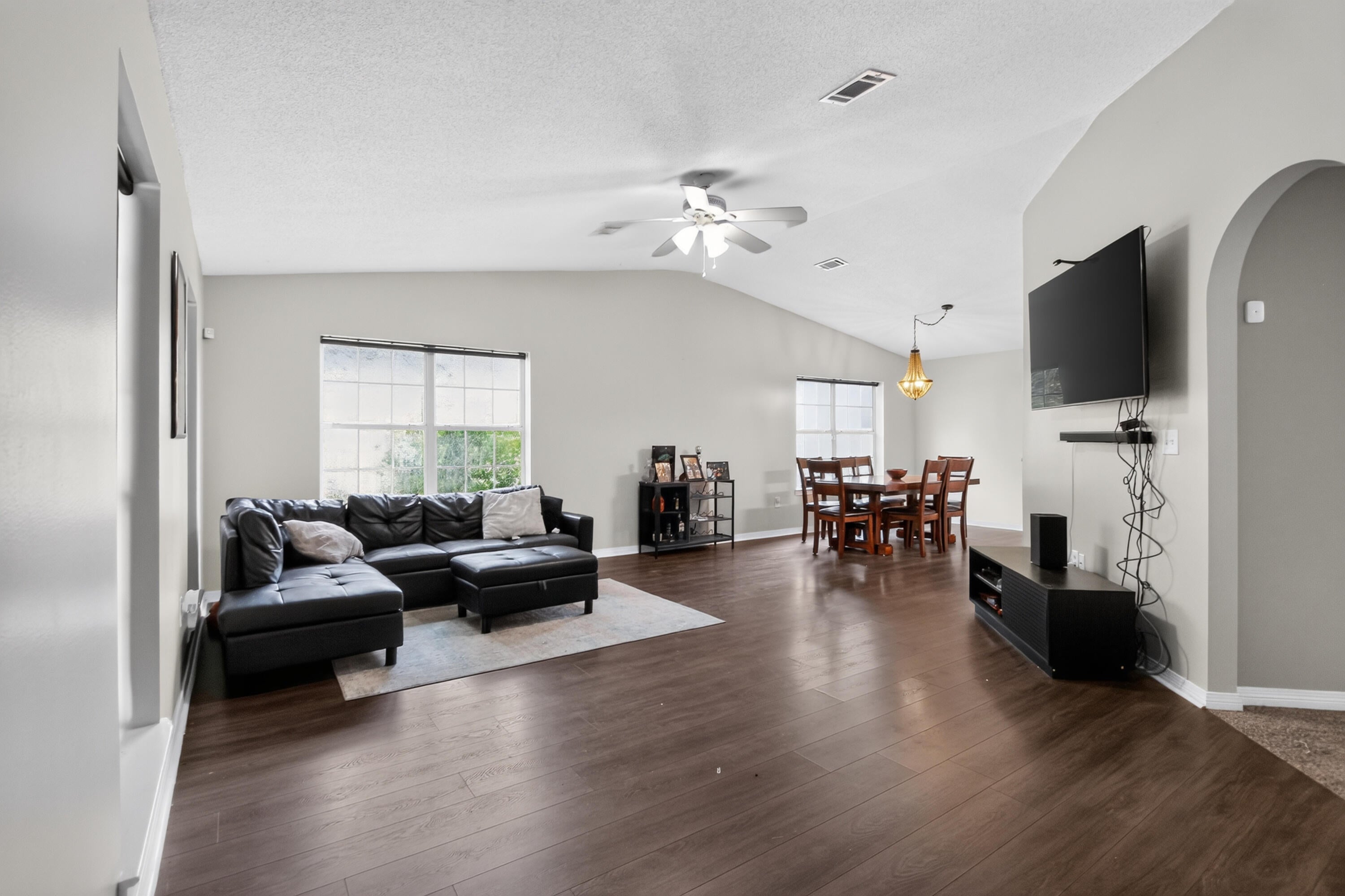 STAFFORD ESTATESe - Residential Lease