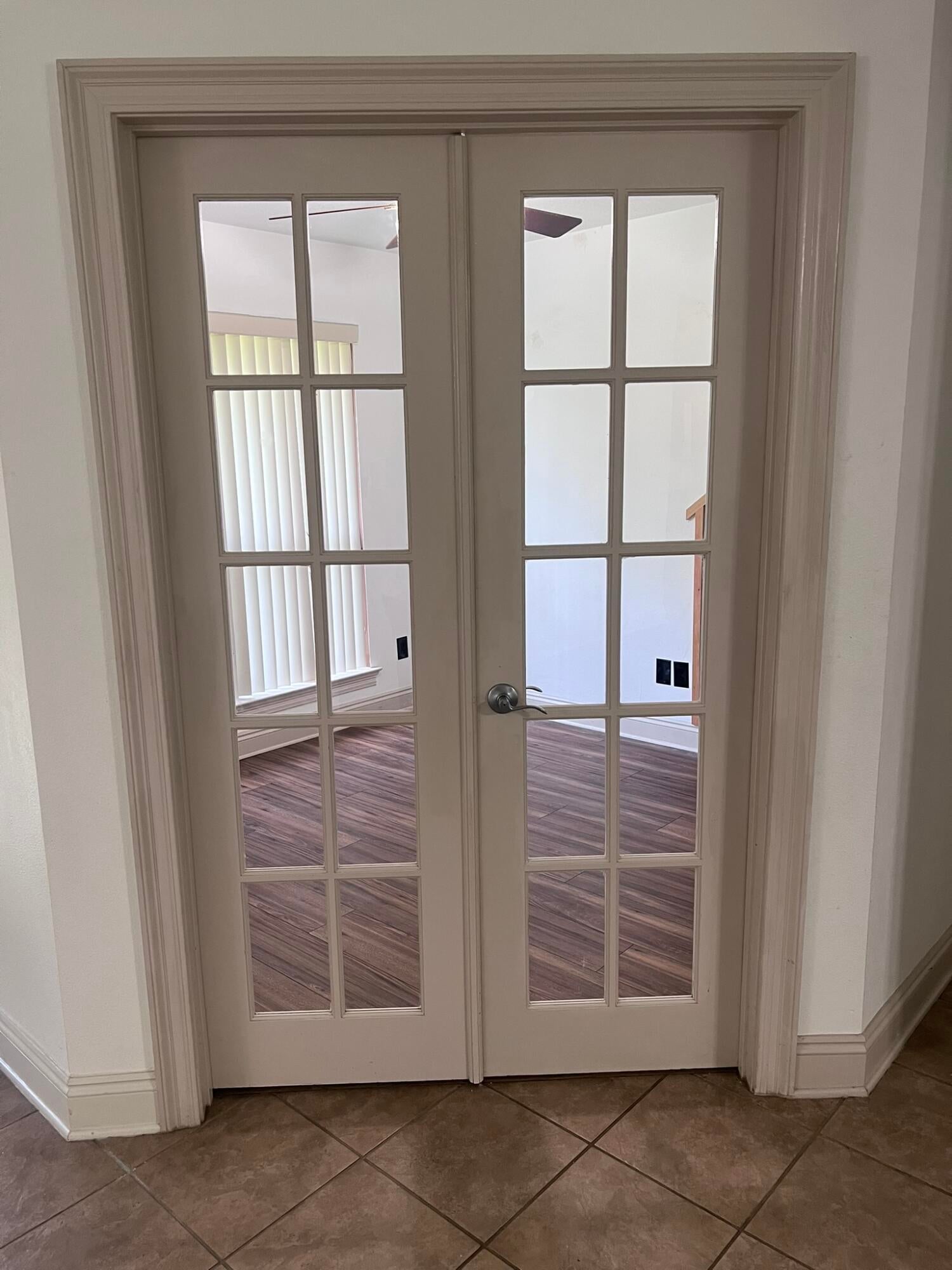 CRESTVIEW SUBURB - Residential Lease