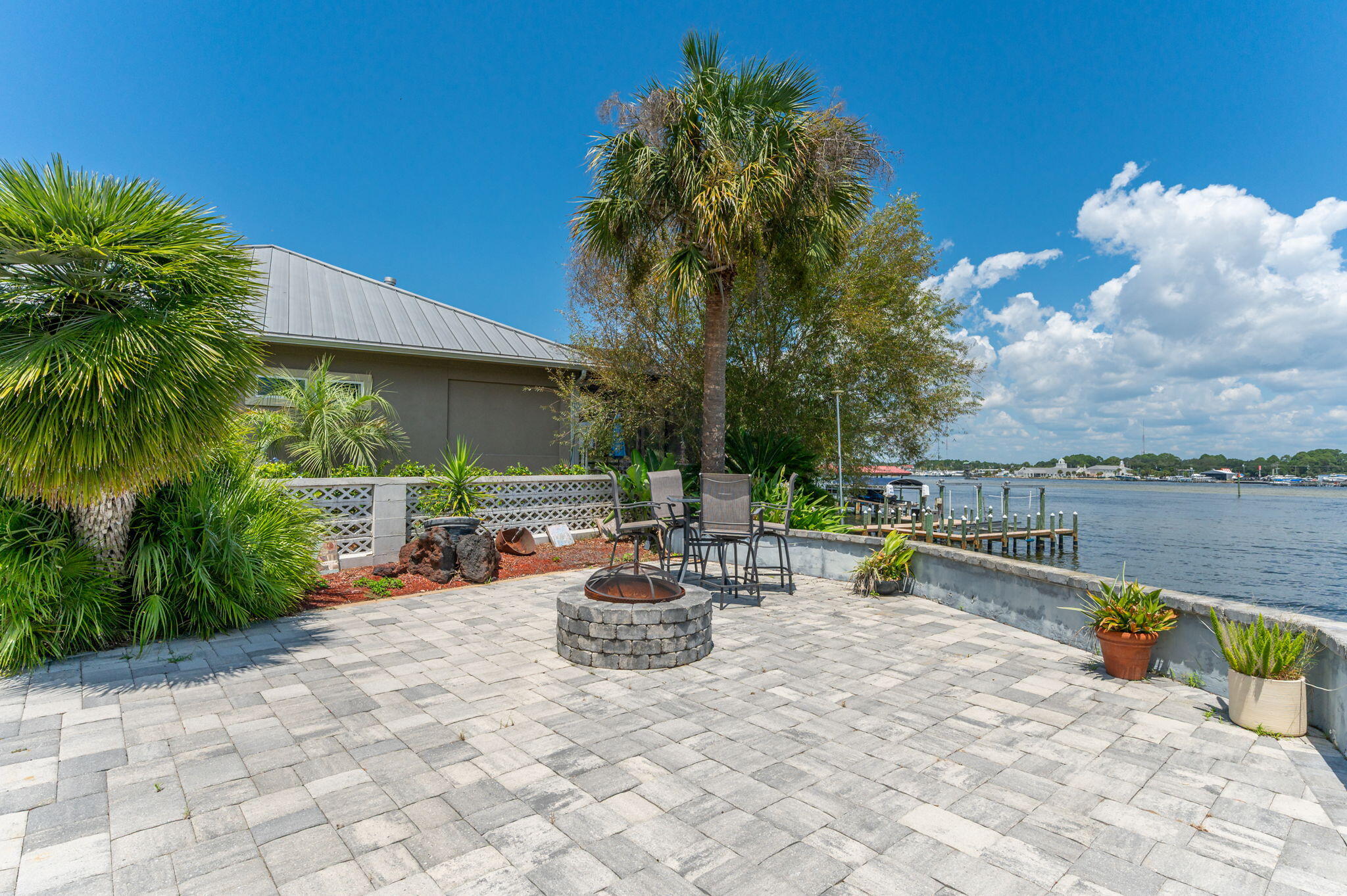 SANTA ROSA ISLAND - Residential