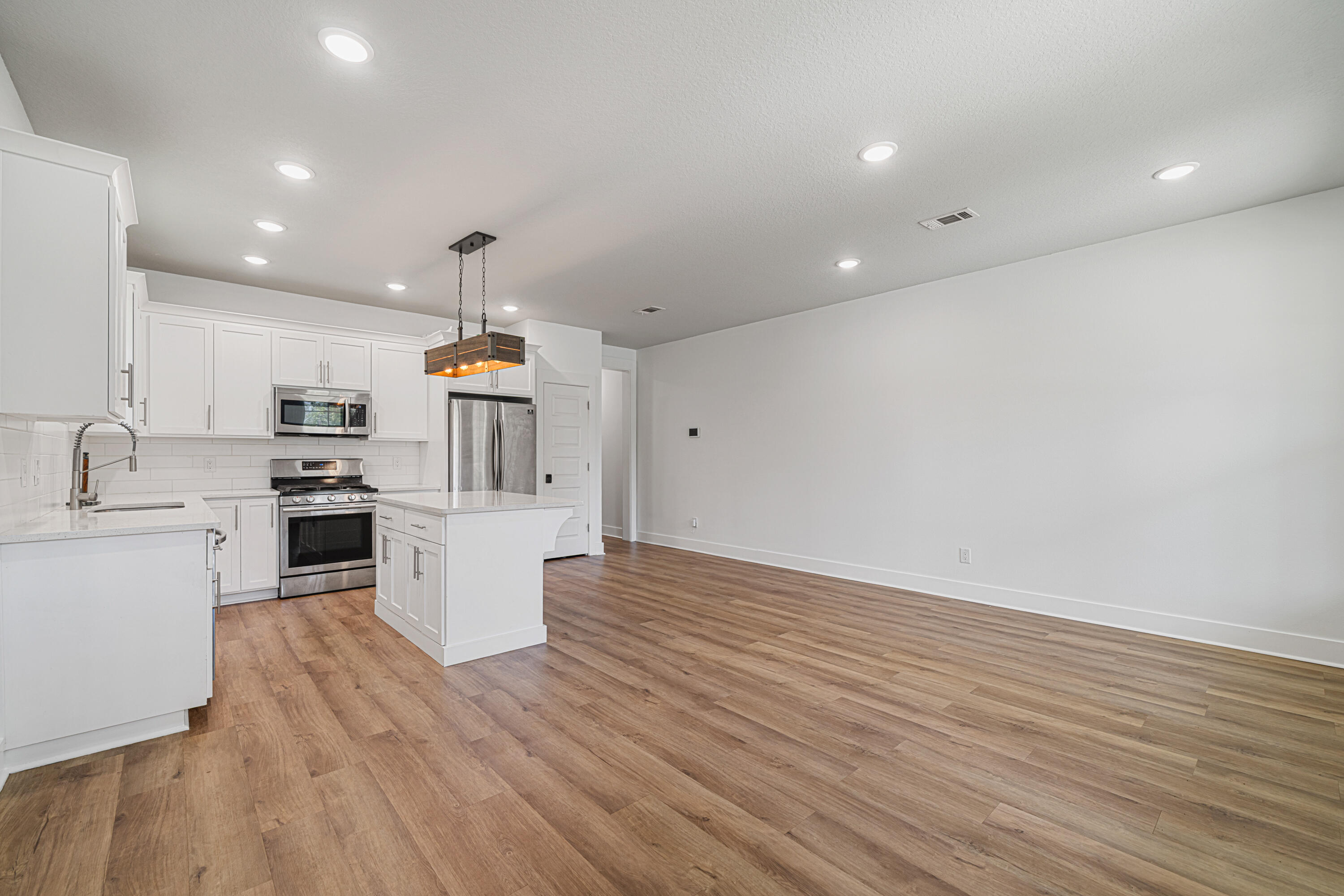 NONESUCH WAY - Residential